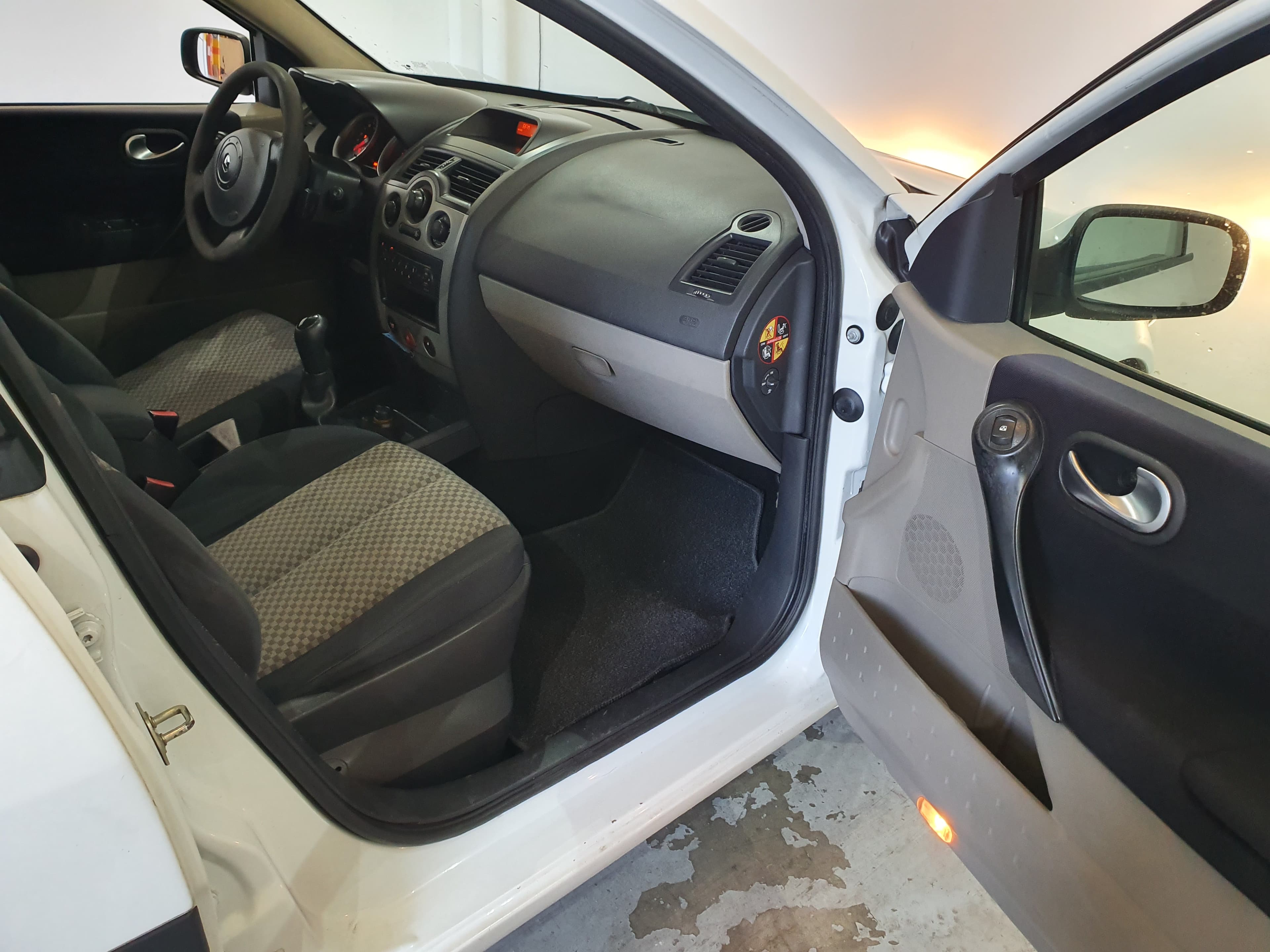 Renault Mégane · Ano 2005 — imagen 30