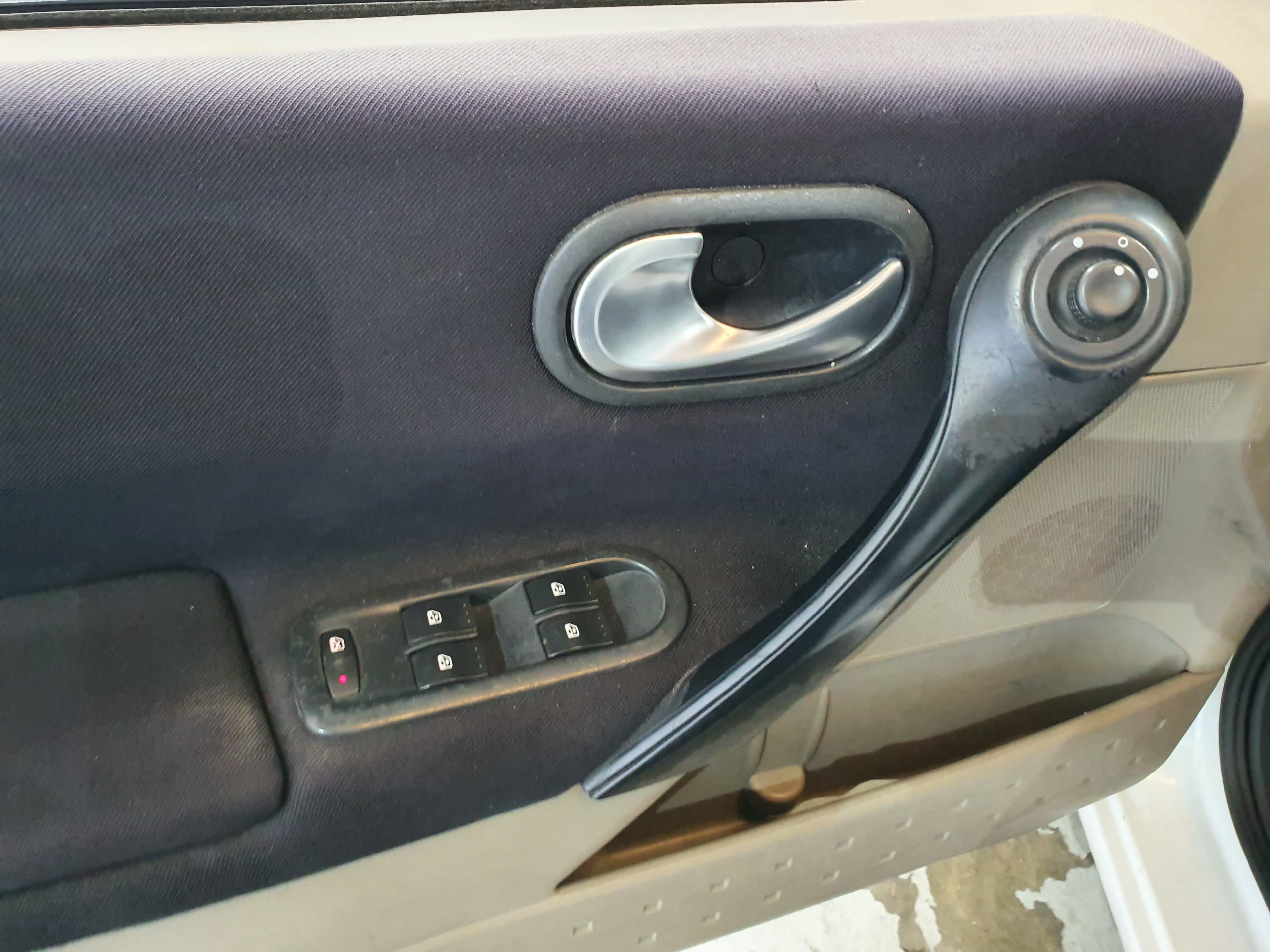 Renault Mégane · Ano 2005 — imagen 24