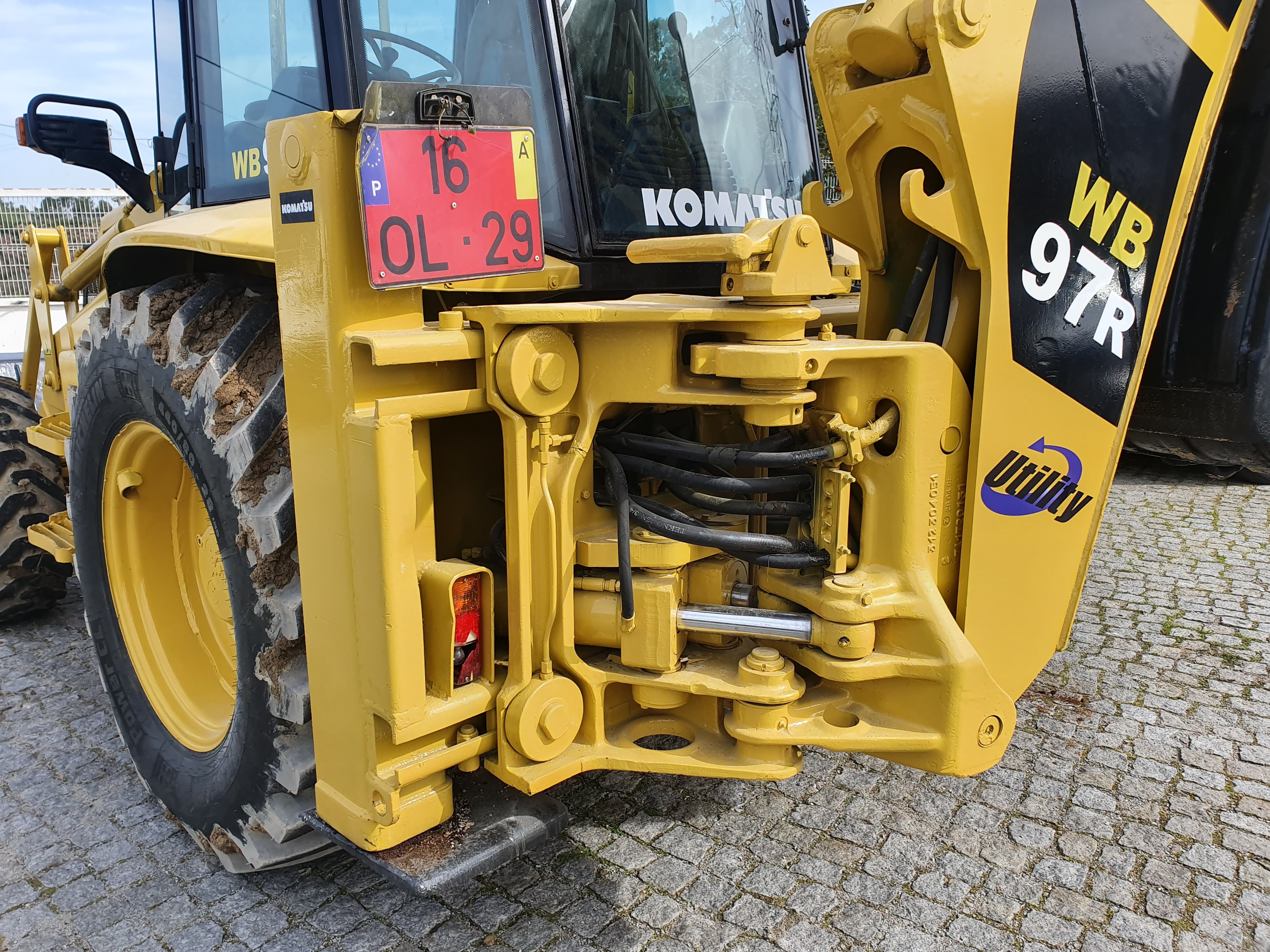 Retroescavadora Komatsu W97R — imagen 9