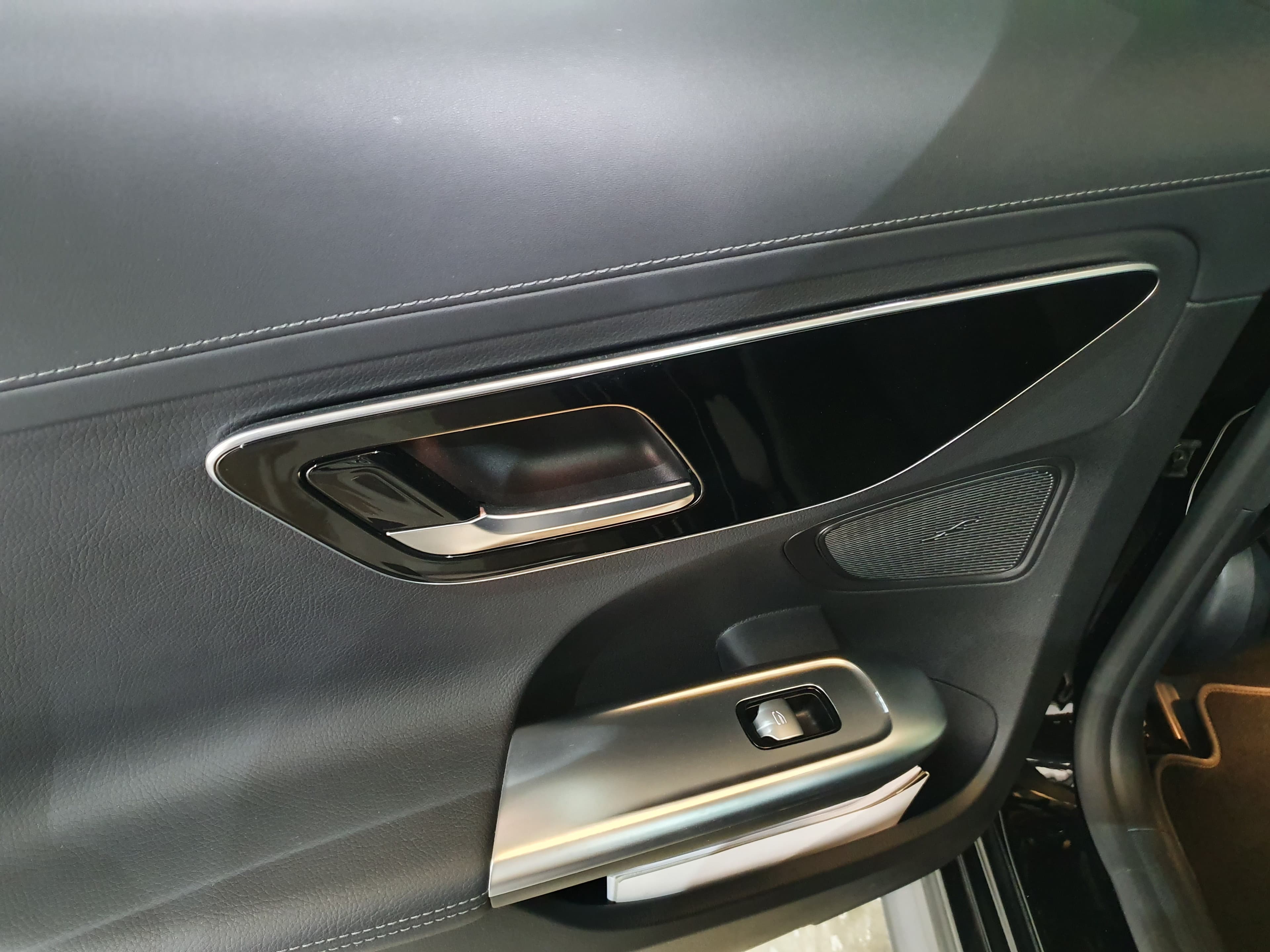 Mercedes-Benz C300 D AMG · Ano 2021 — imagen 26