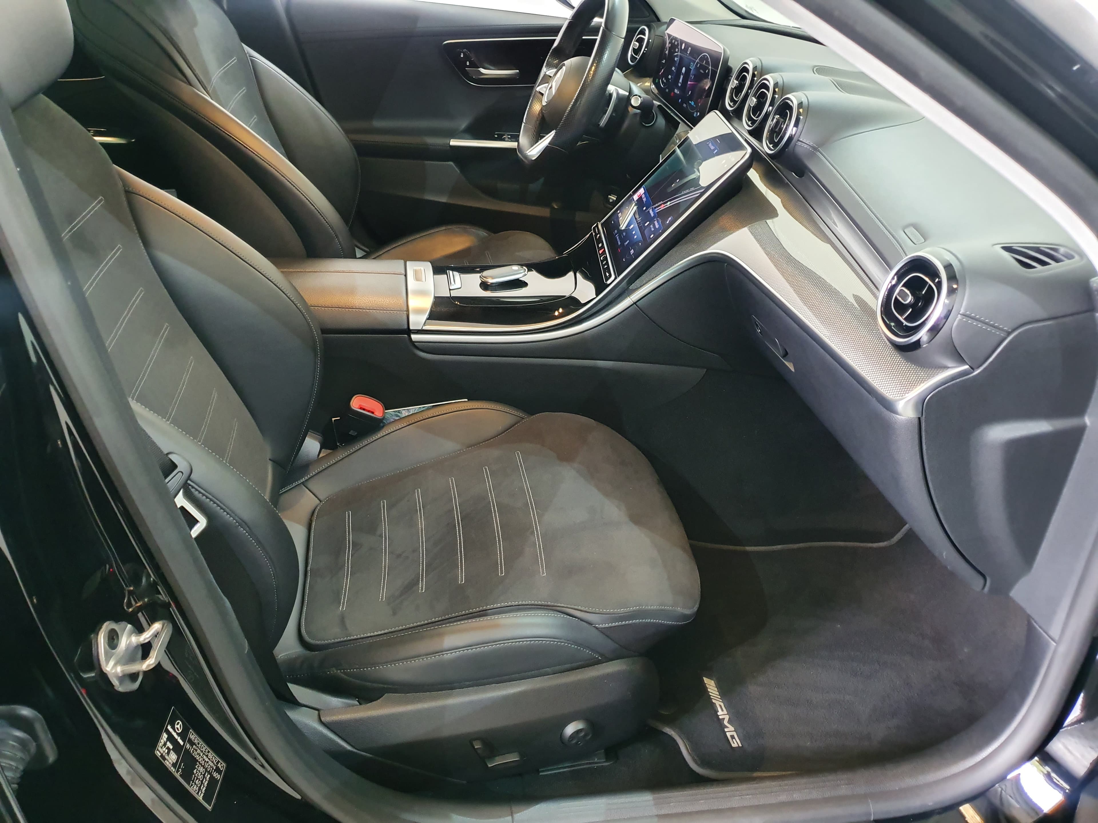 Mercedes-Benz C300 D AMG · Ano 2021 — imagen 24