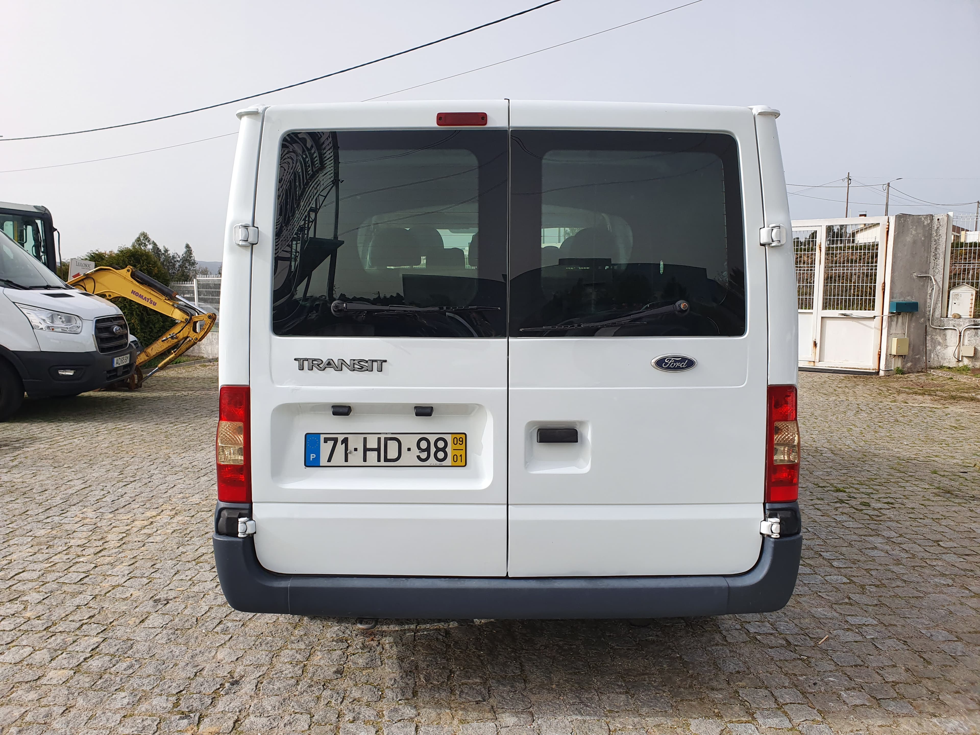 Ford Transit · Ano 2009 — image 5