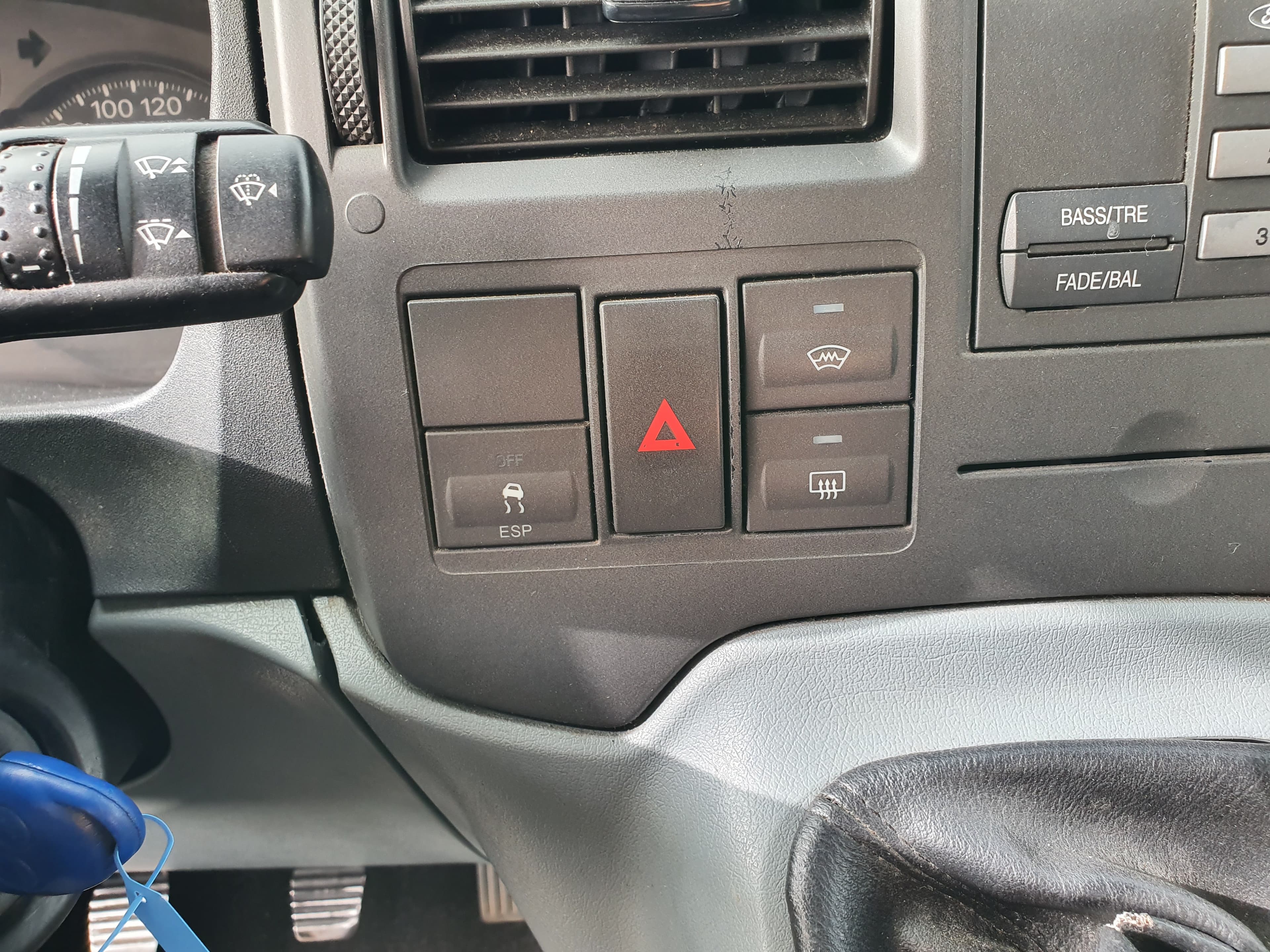 Ford Transit · Ano 2009 — image 31