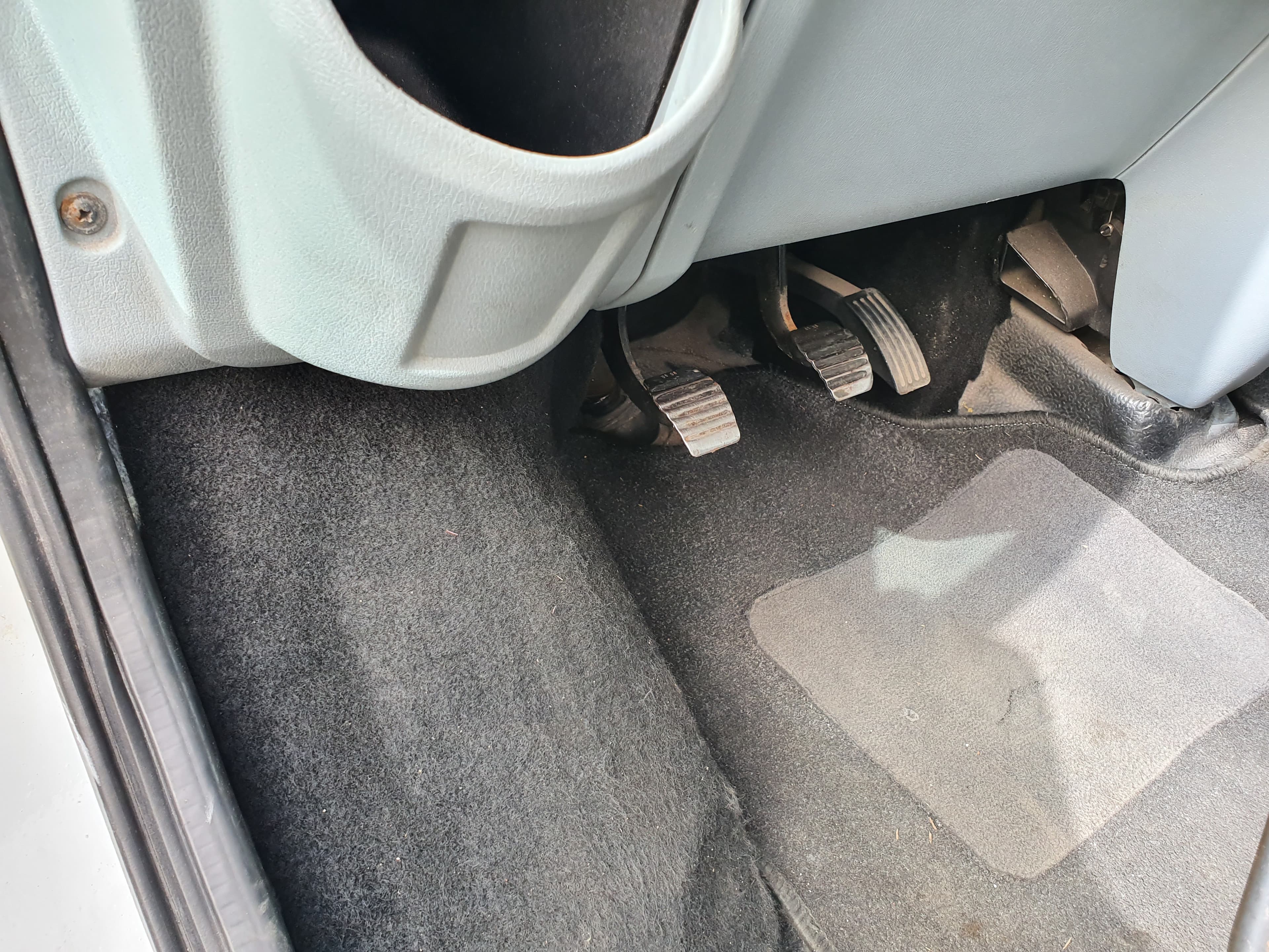 Ford Transit · Ano 2009 — image 21