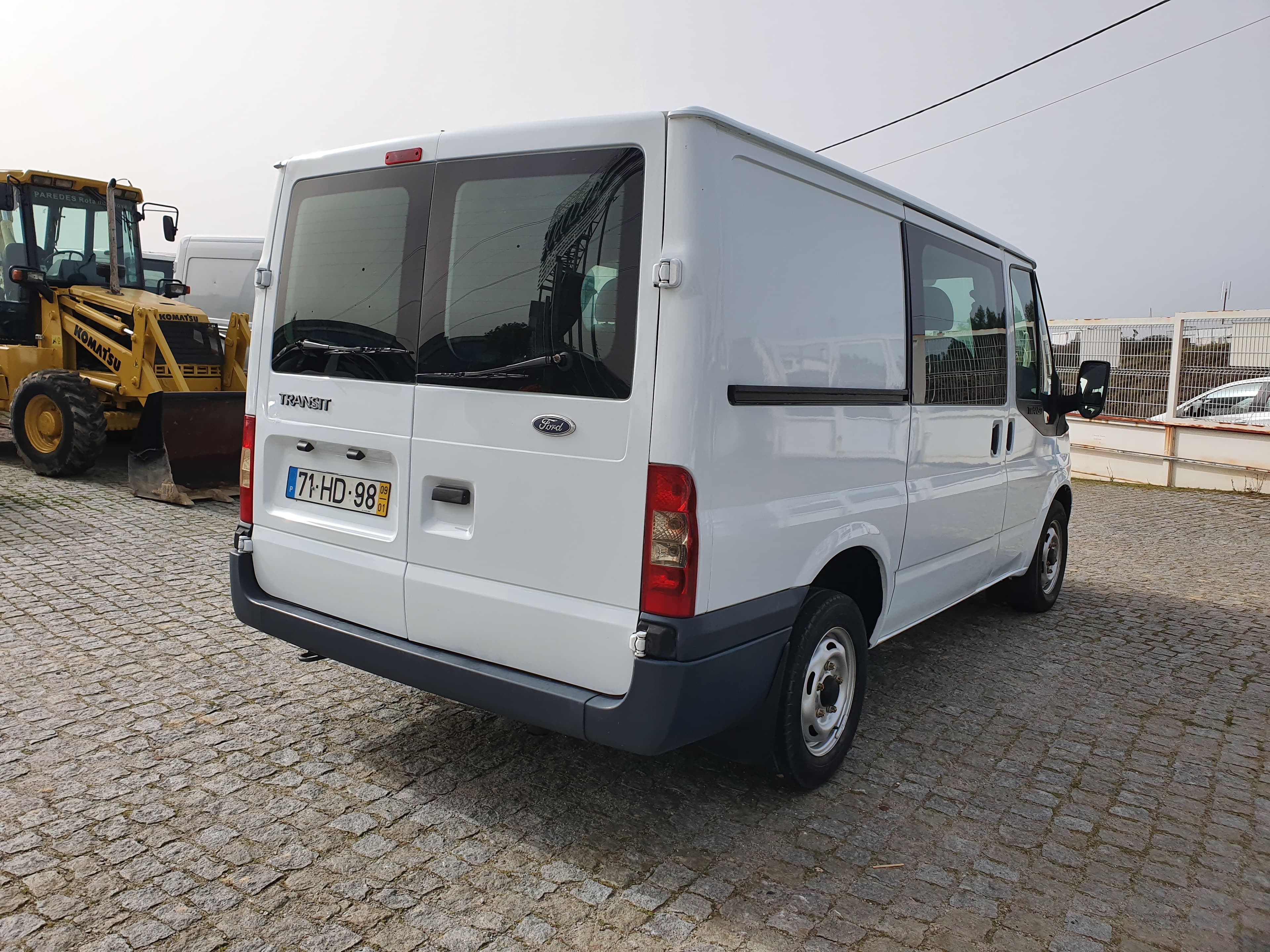 Ford Transit · Ano 2009 — image 4