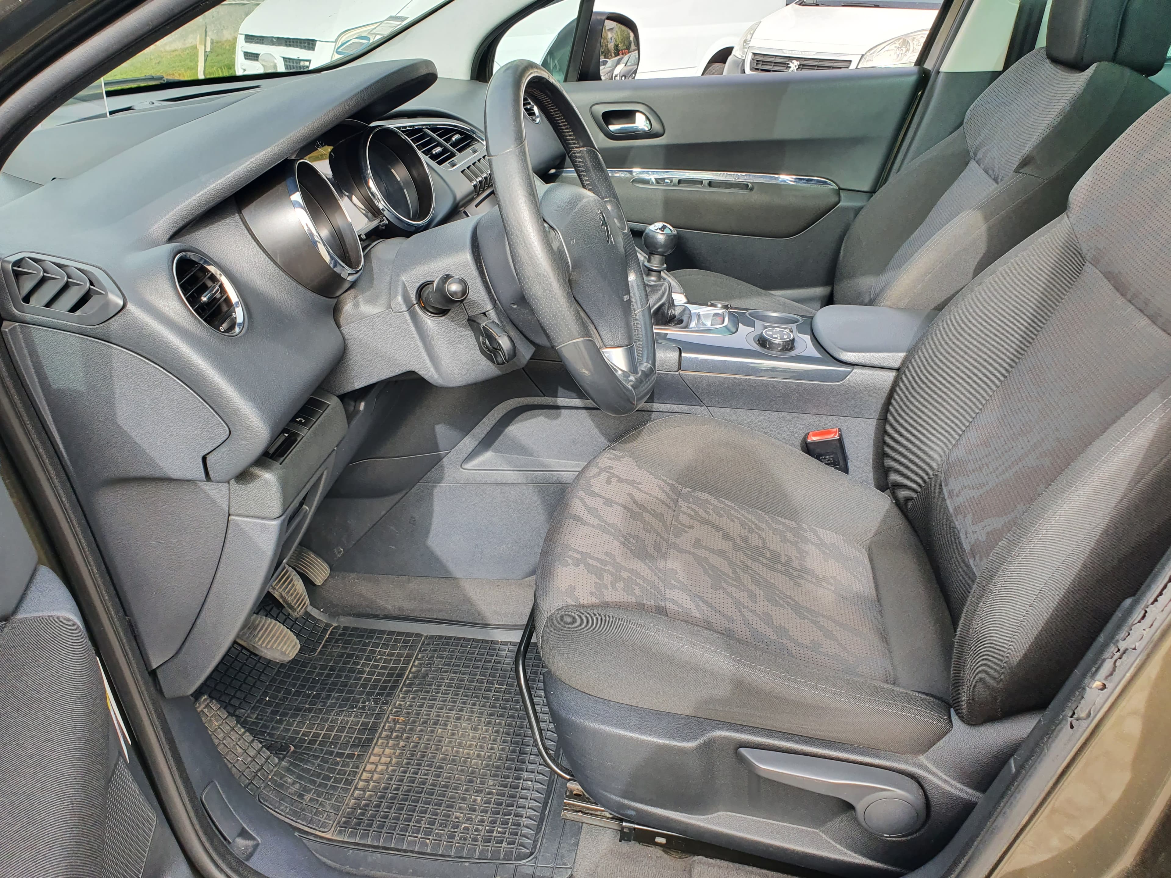 Peugeot 3008 · Ano 2009 — imagem 32