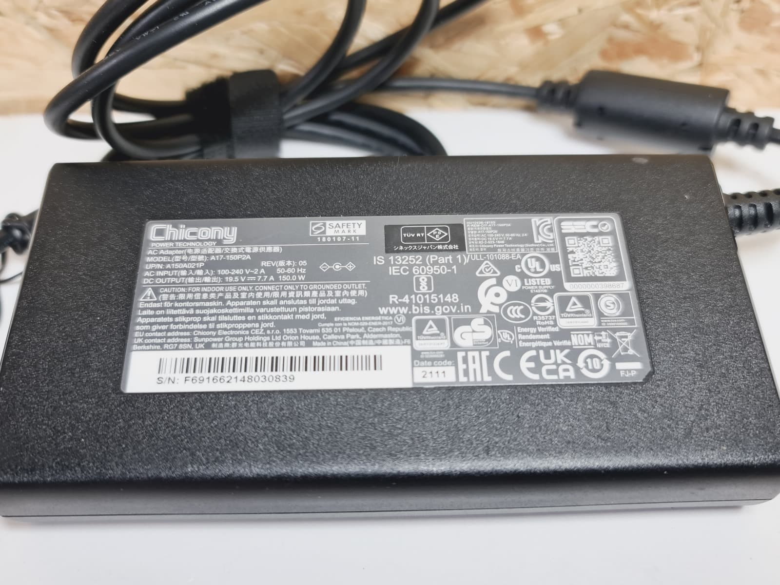Portátil Gigabyte G7 GD Gaming — image 6