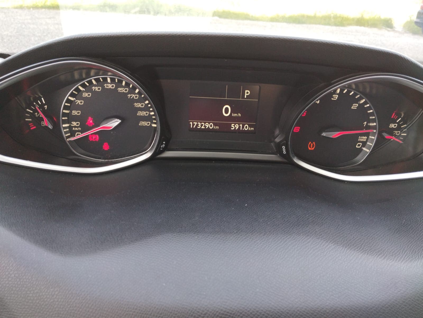 Peugeot 308 · Year 2018 — image 14