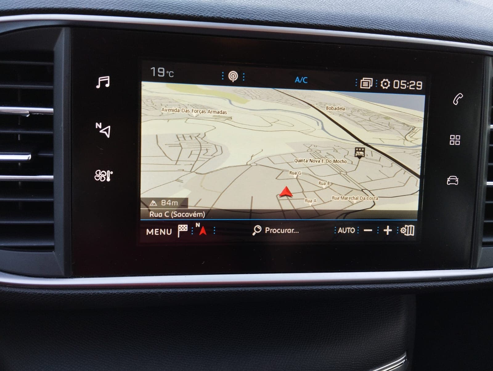 Peugeot 308 · Year 2018 — image 13