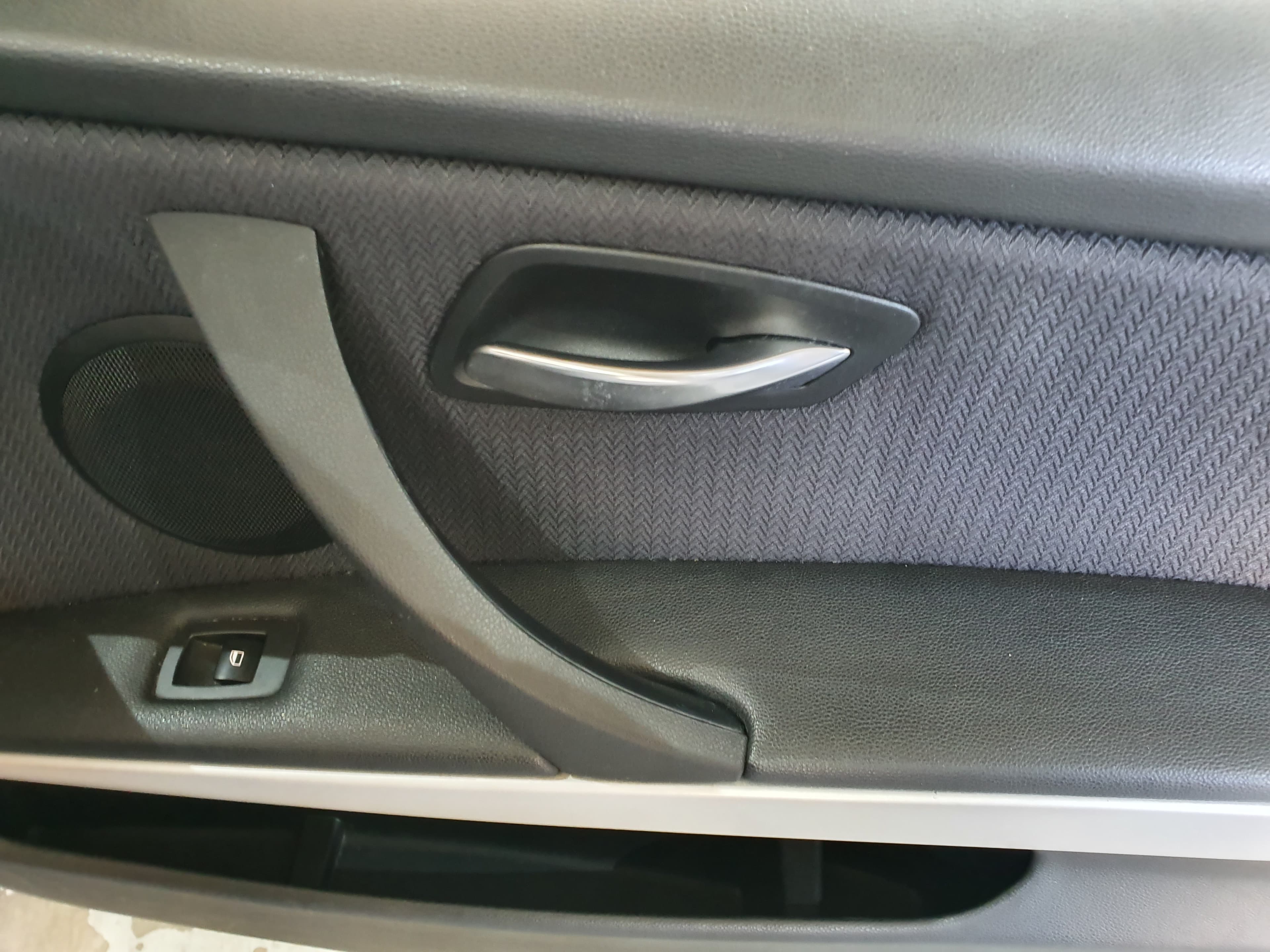 BMW 316D · Ano 2010 — imagen 24