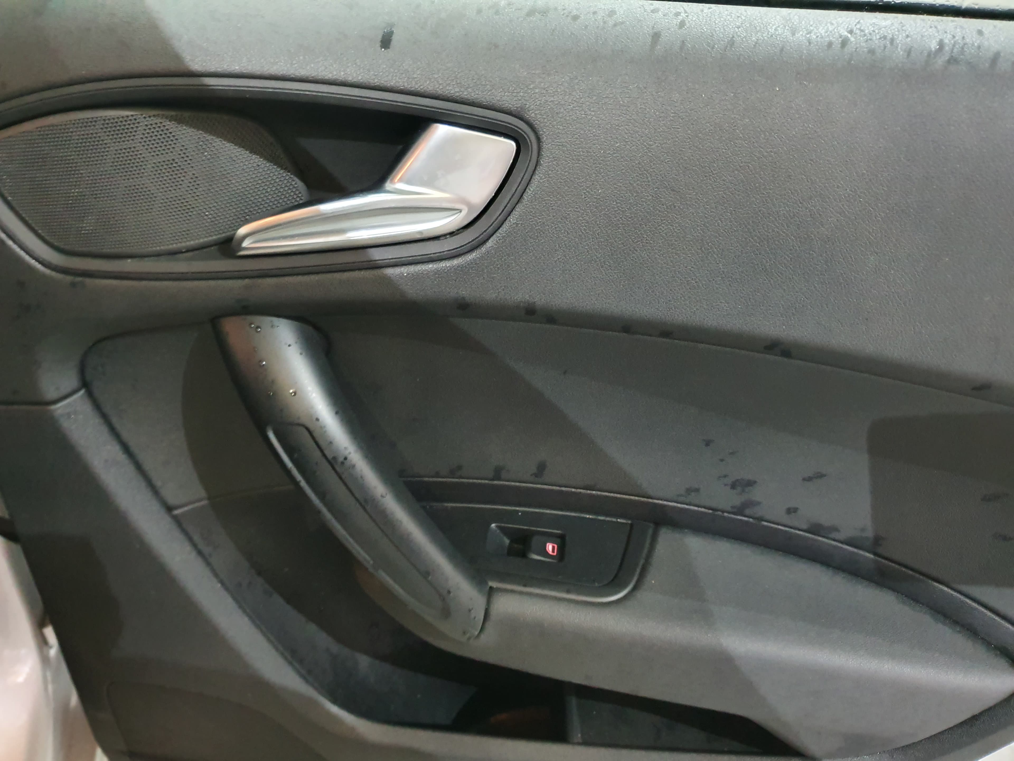 Audi A1 1.6 Tdi Sline · Ano 2013 — imagen 19