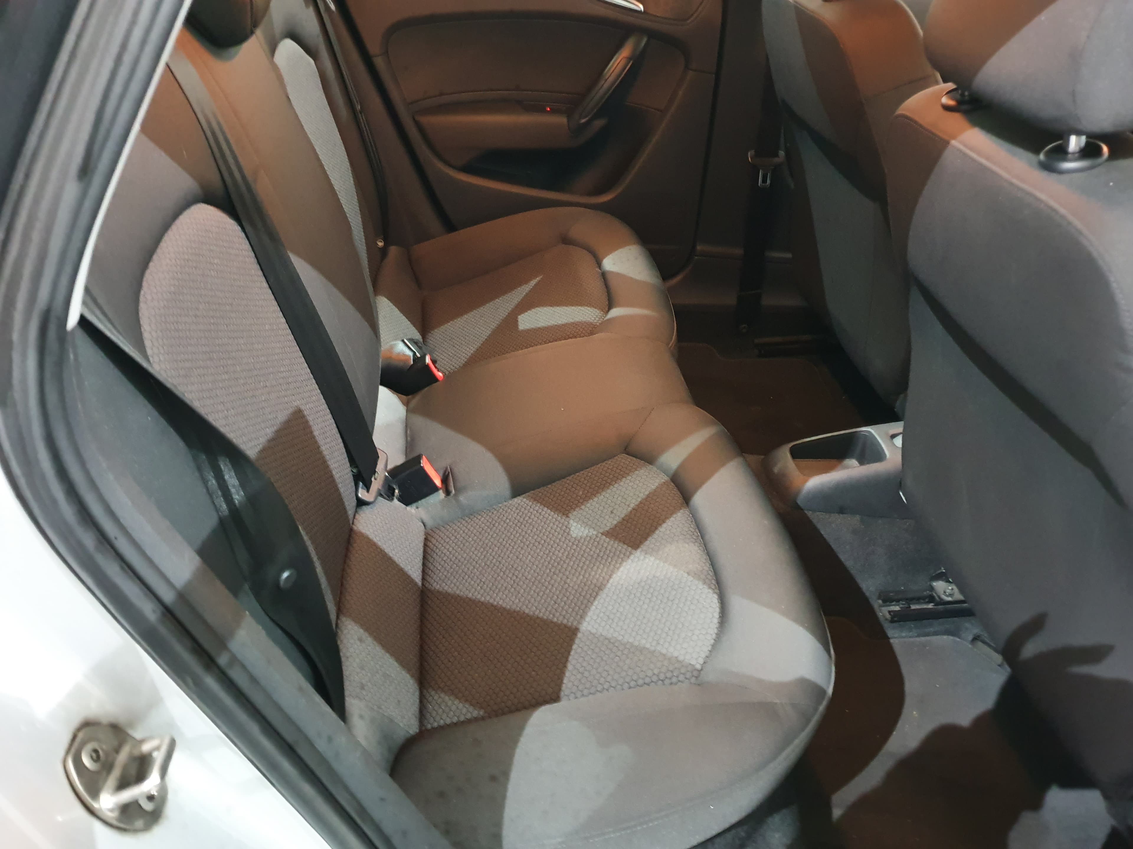 Audi A1 1.6 Tdi Sline · Ano 2013 — imagen 20