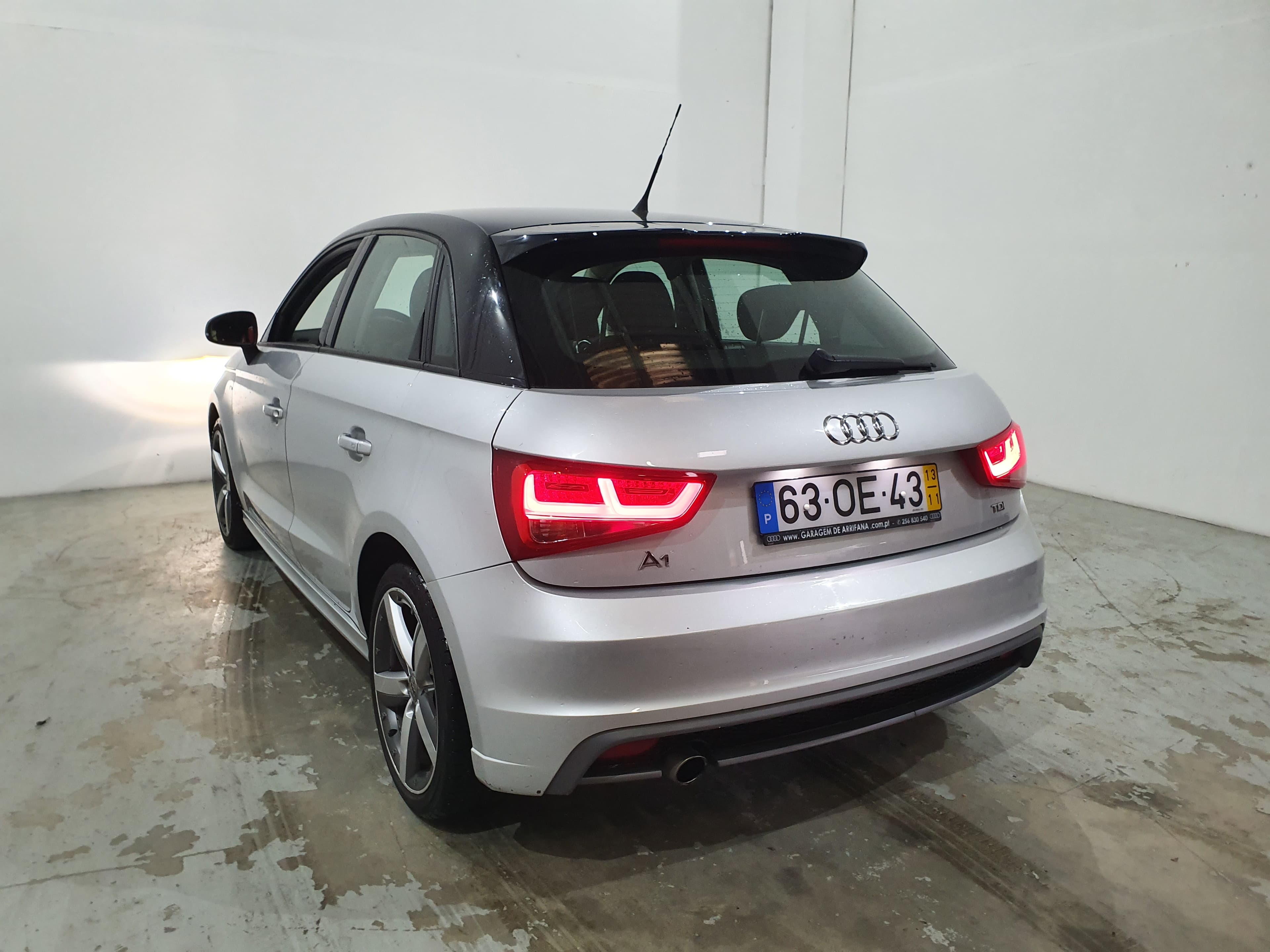 Audi A1 1.6 Tdi Sline · Ano 2013 — imagen 4