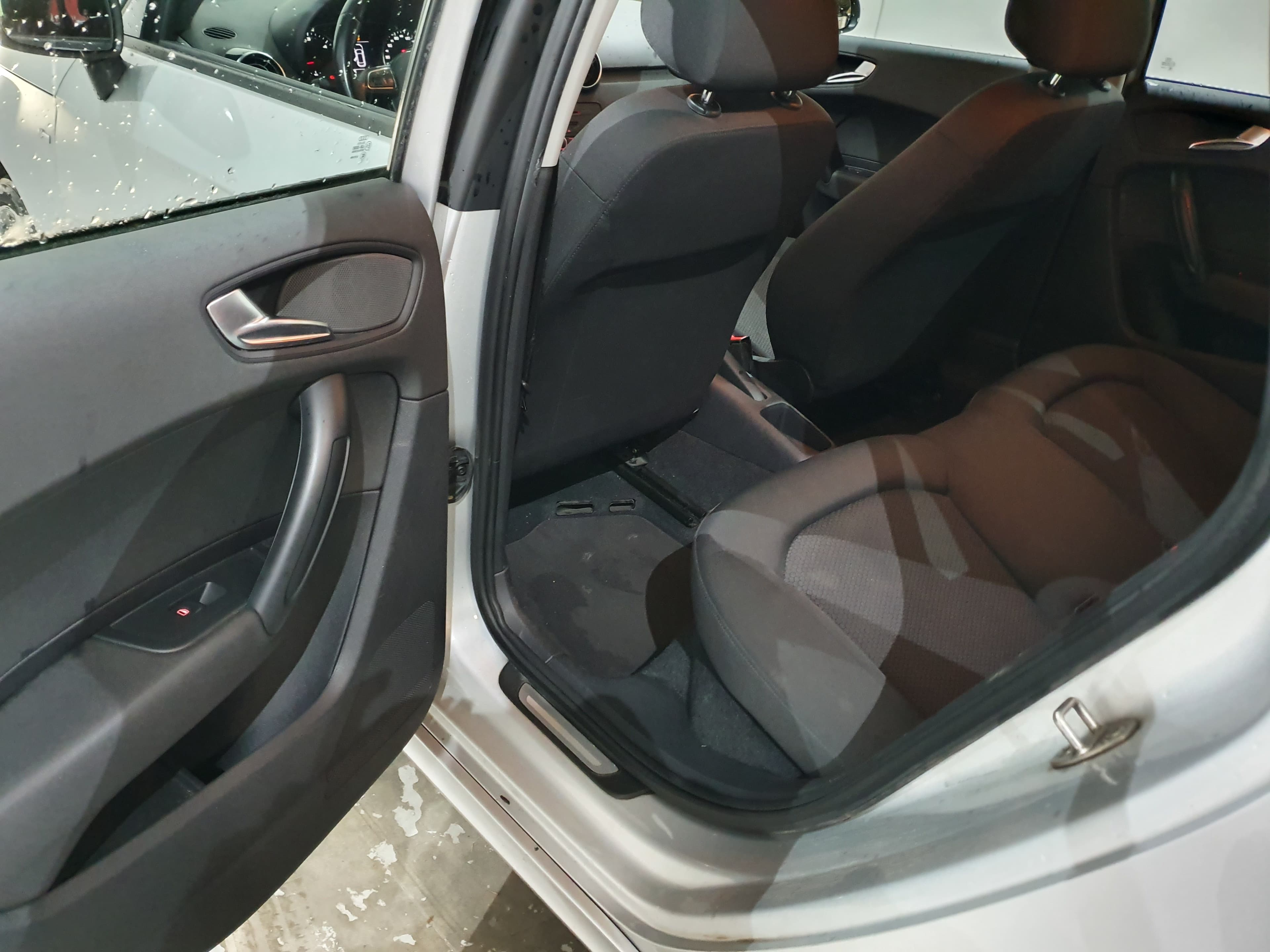 Audi A1 1.6 Tdi Sline · Ano 2013 — imagen 29