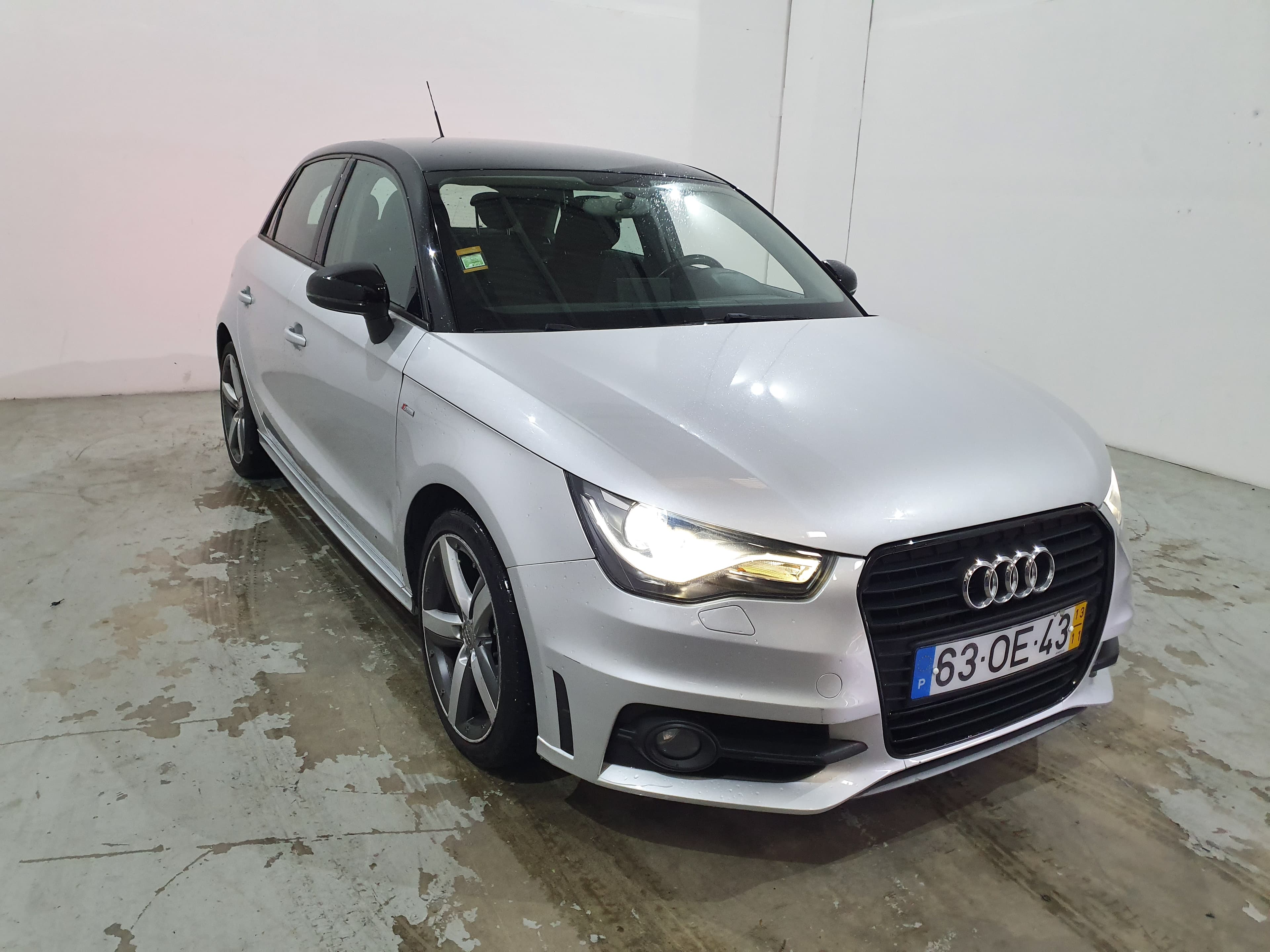Audi A1 1.6 Tdi Sline · Ano 2013 — imagen 3