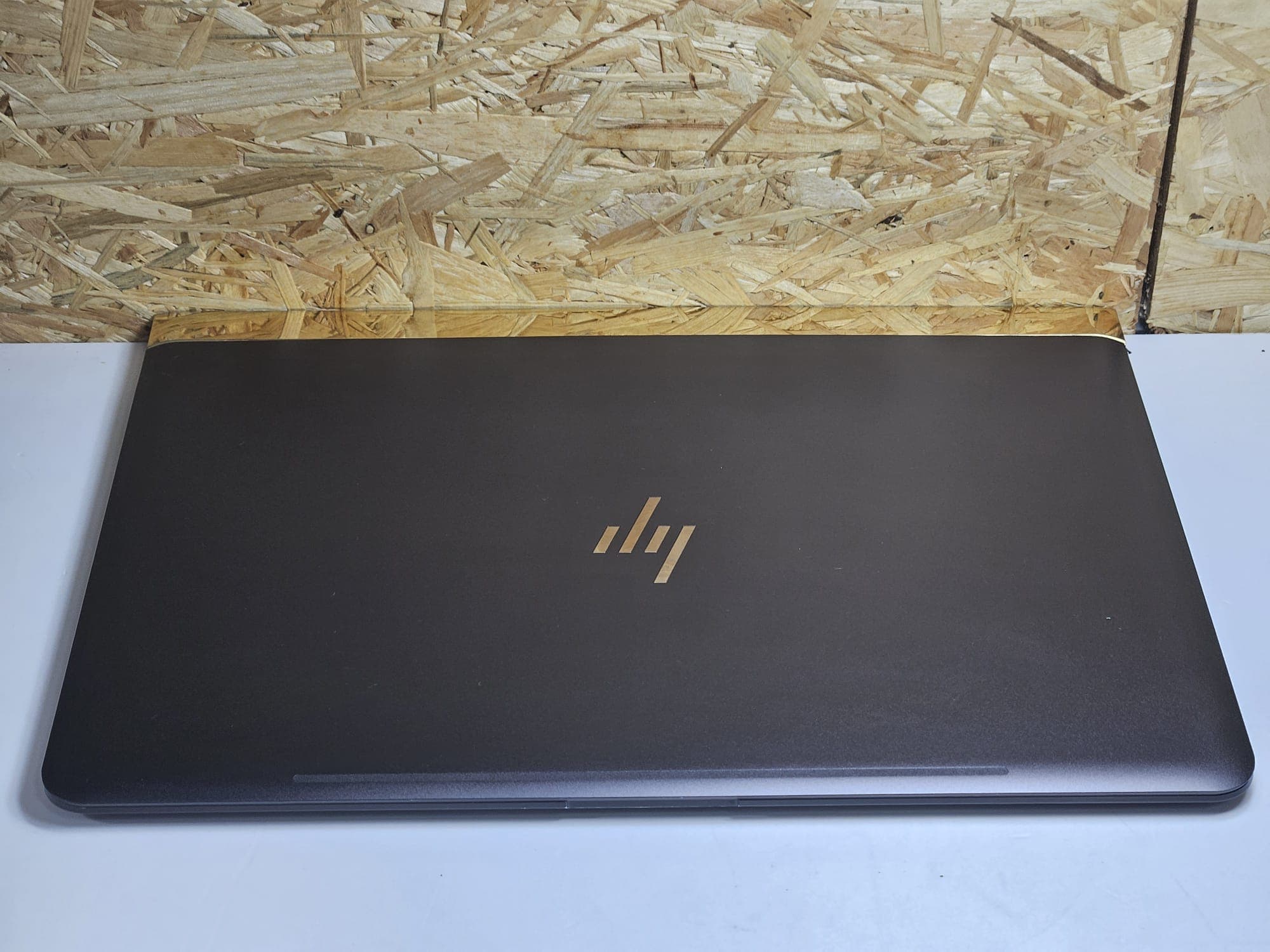 Portátil HP Spectre — imagen 1