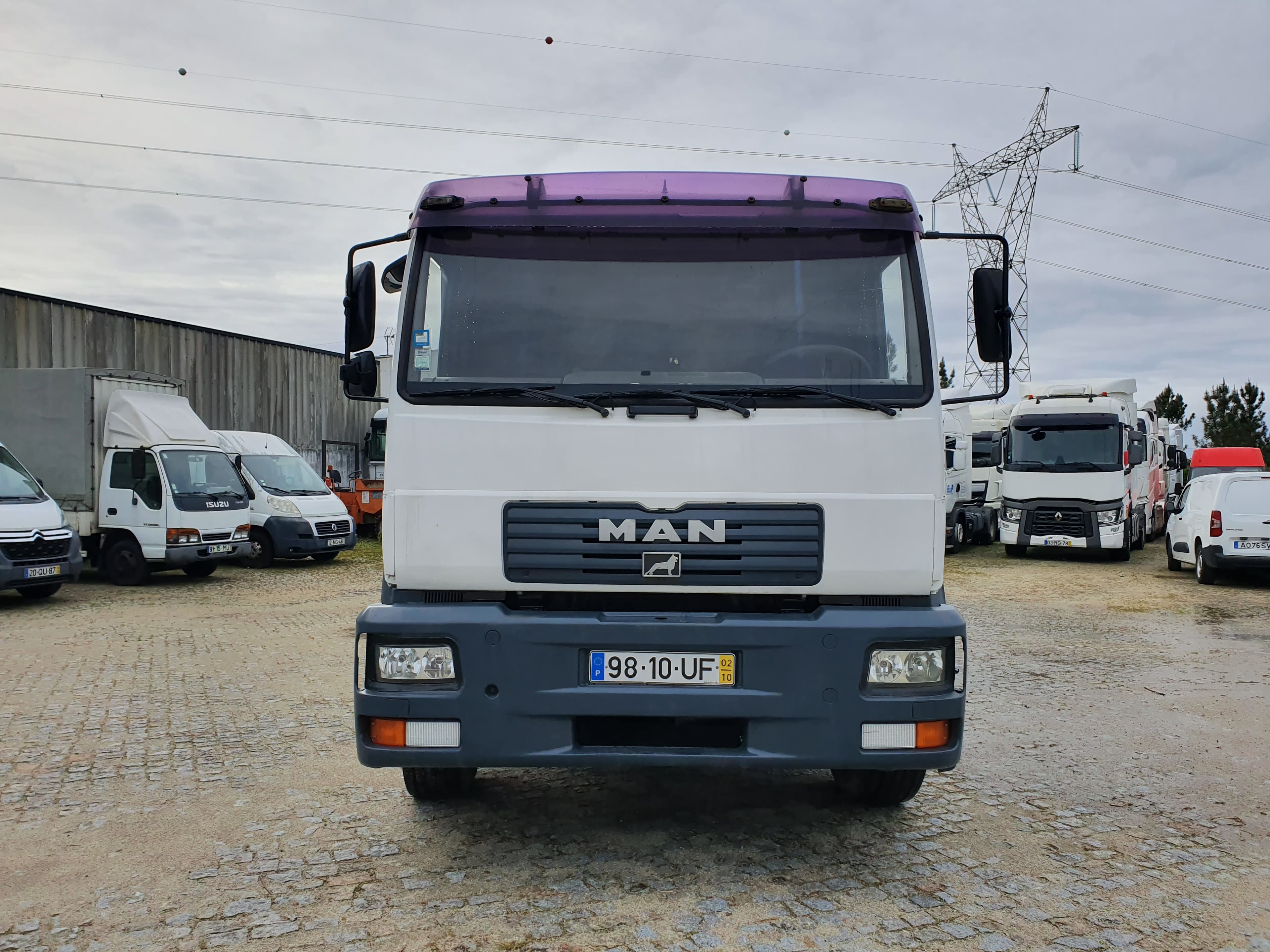 MAN LE 820B · Ano 2002 — imagen 3