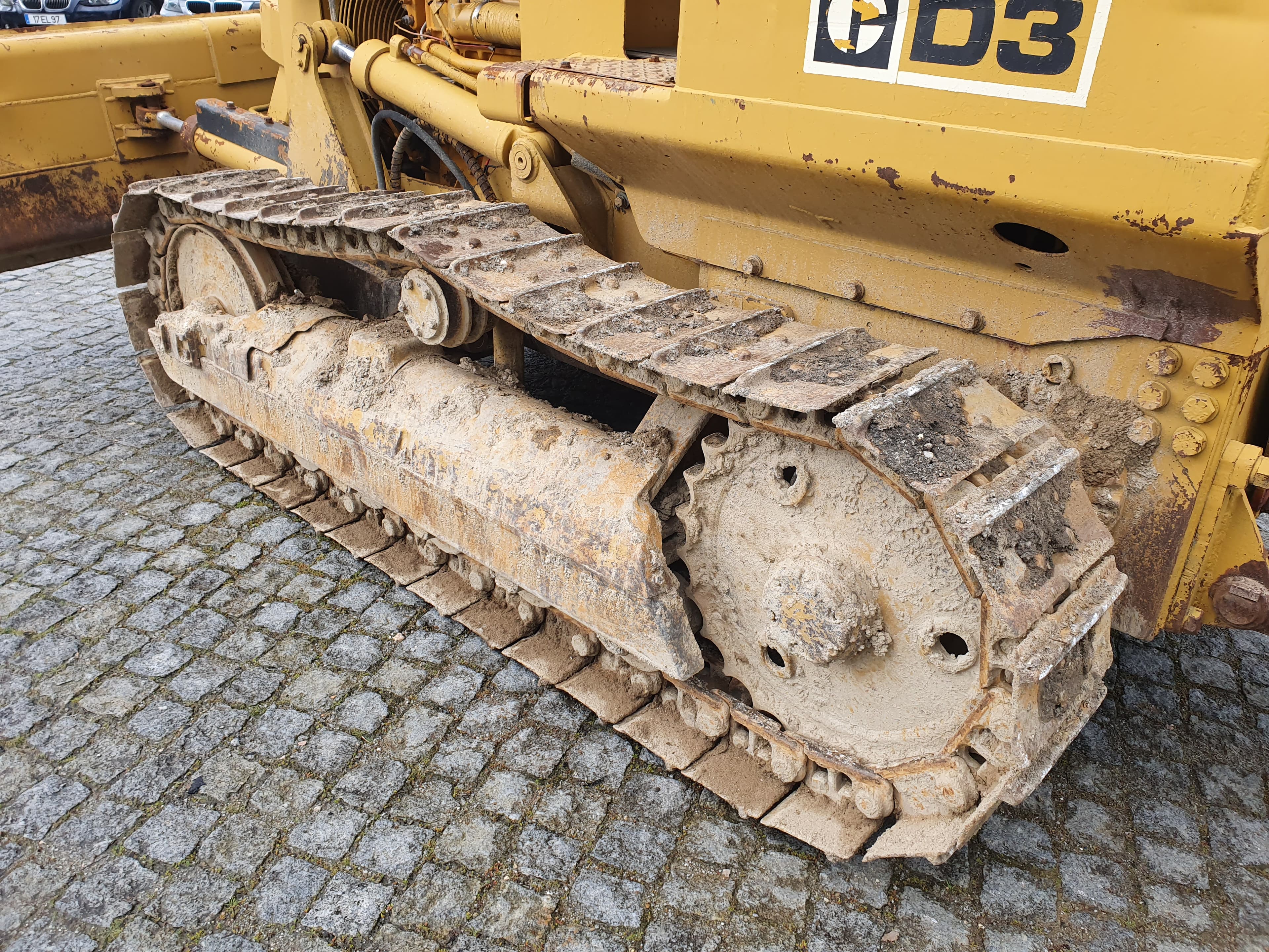 Buldozer Caterpillar D3 — imagem 11