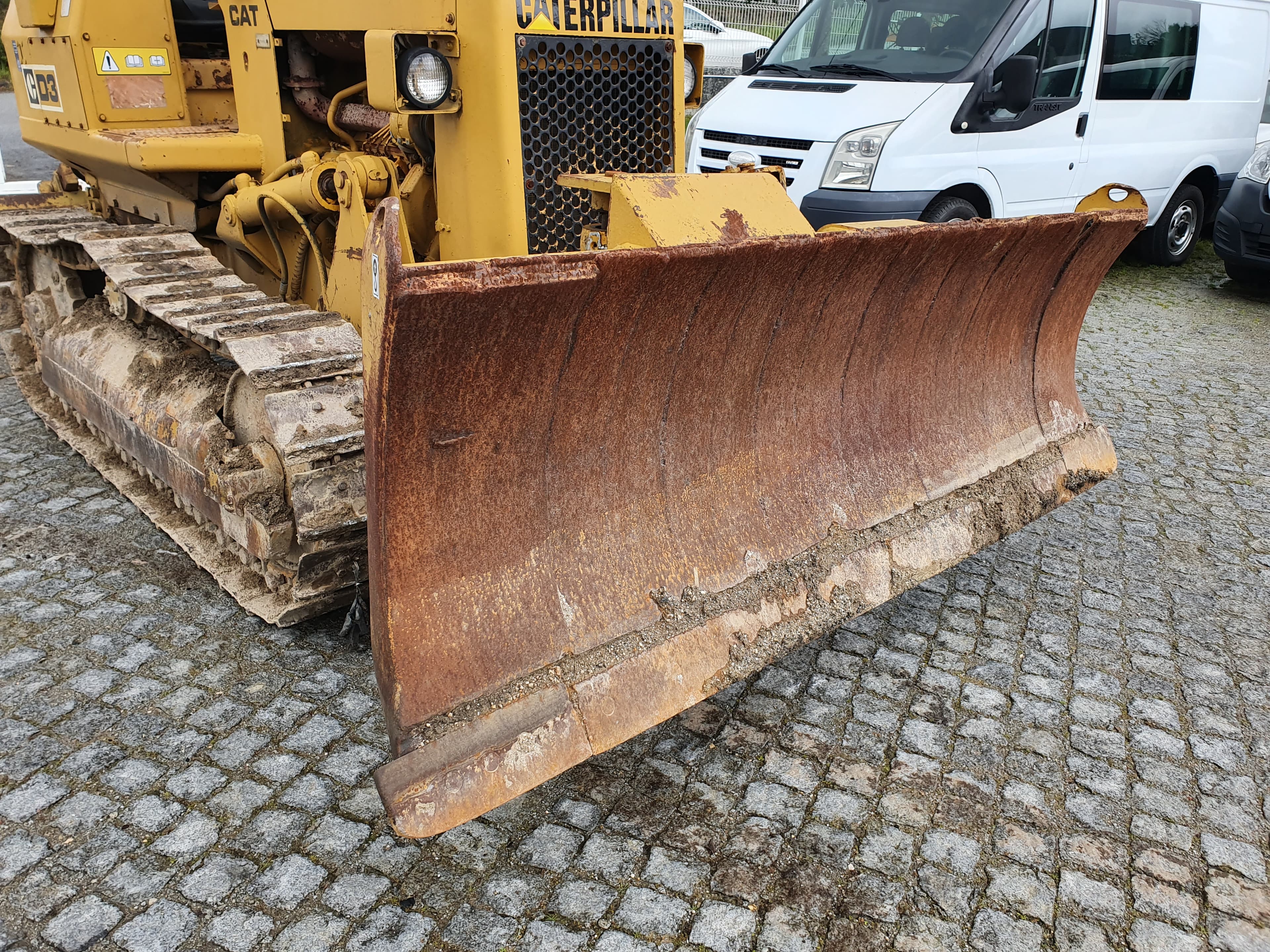 Buldozer Caterpillar D3 — imagem 4