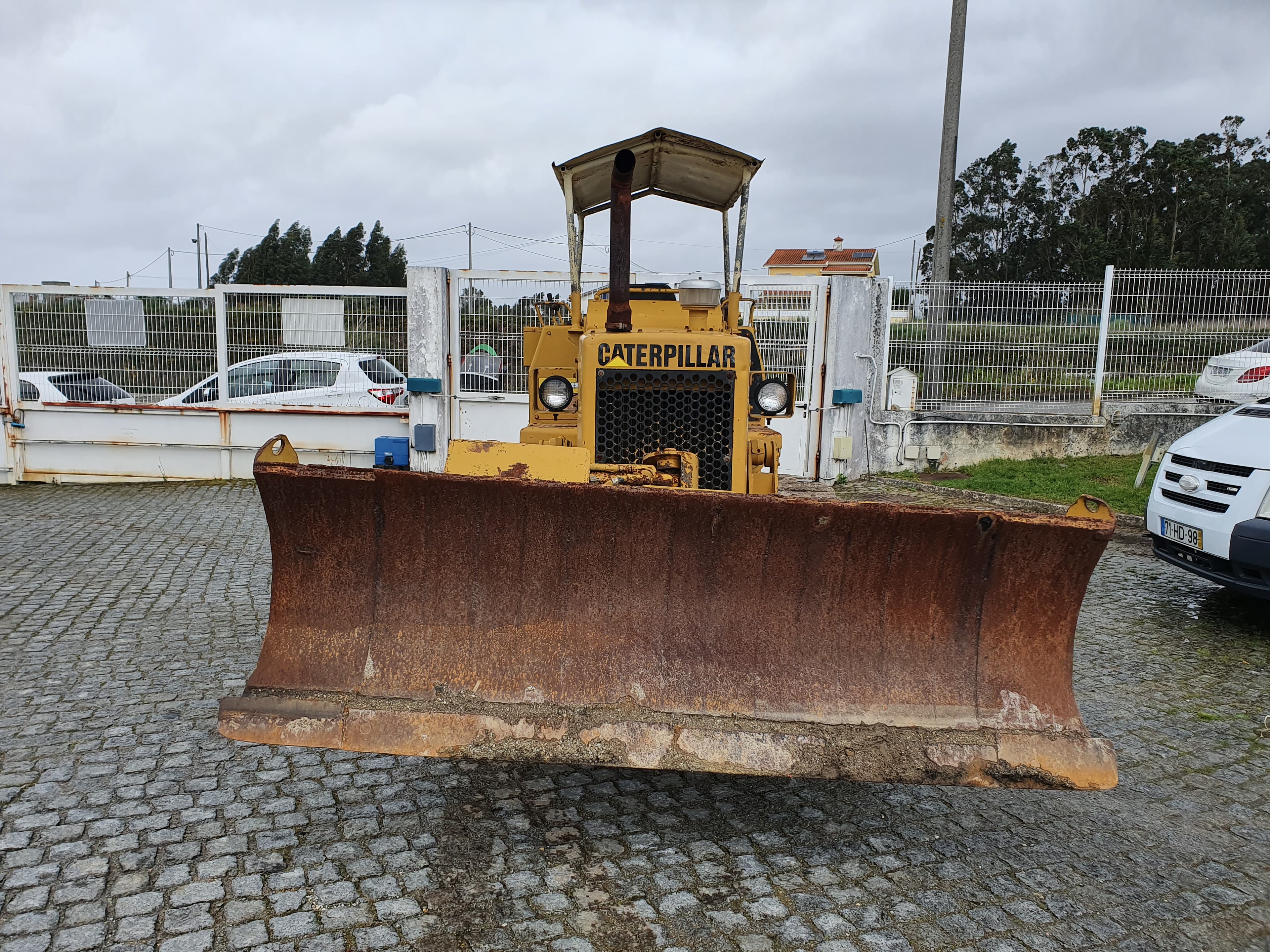 Buldozer Caterpillar D3 — imagem 2