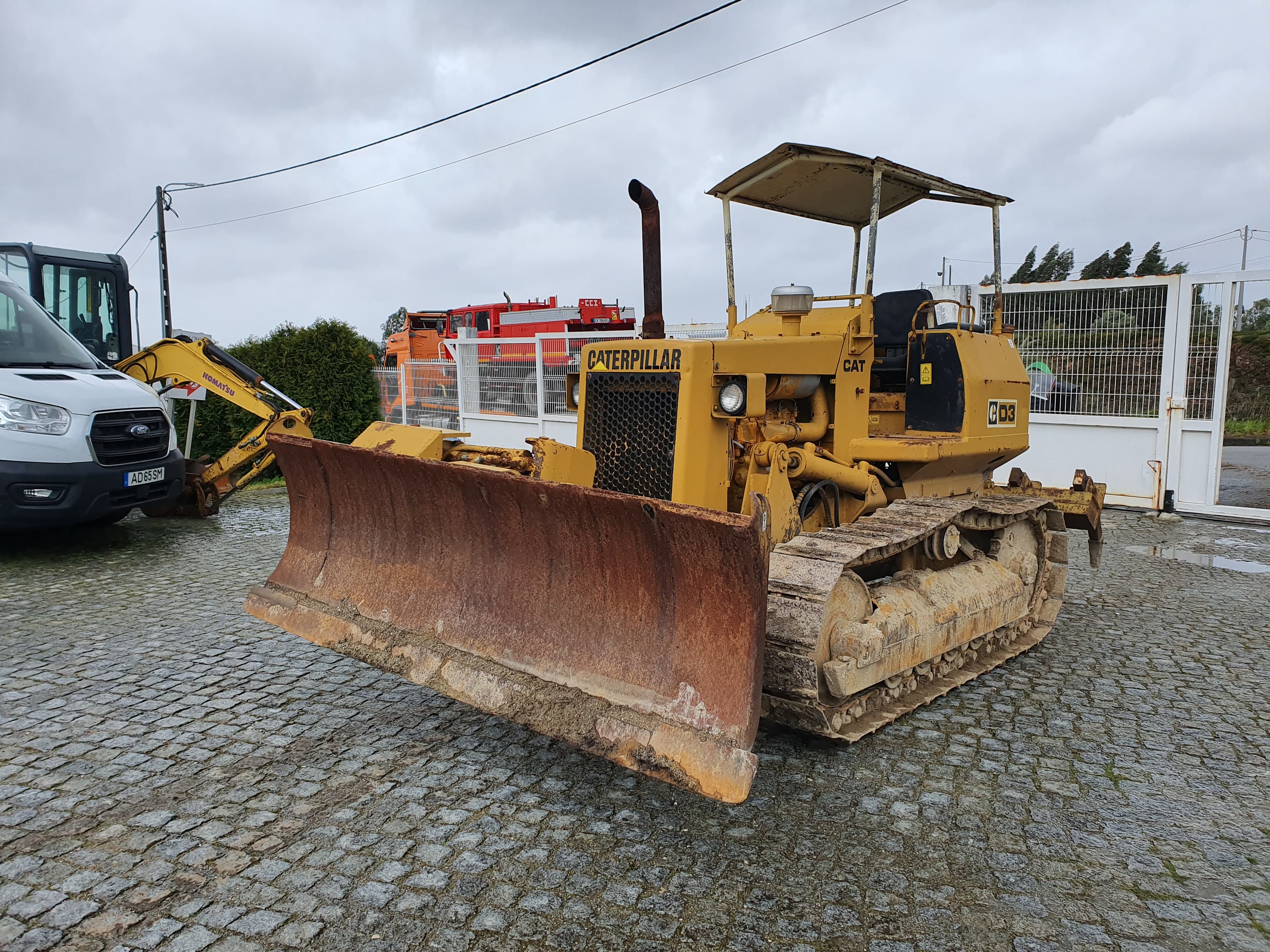 Buldozer Caterpillar D3 — imagem 1