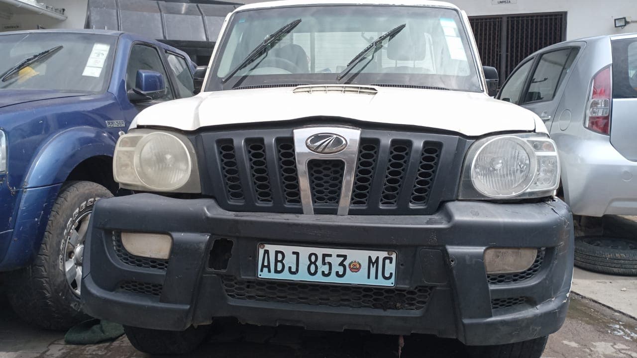 Mahindra Scorpio · Ano 2012 — imagem 2