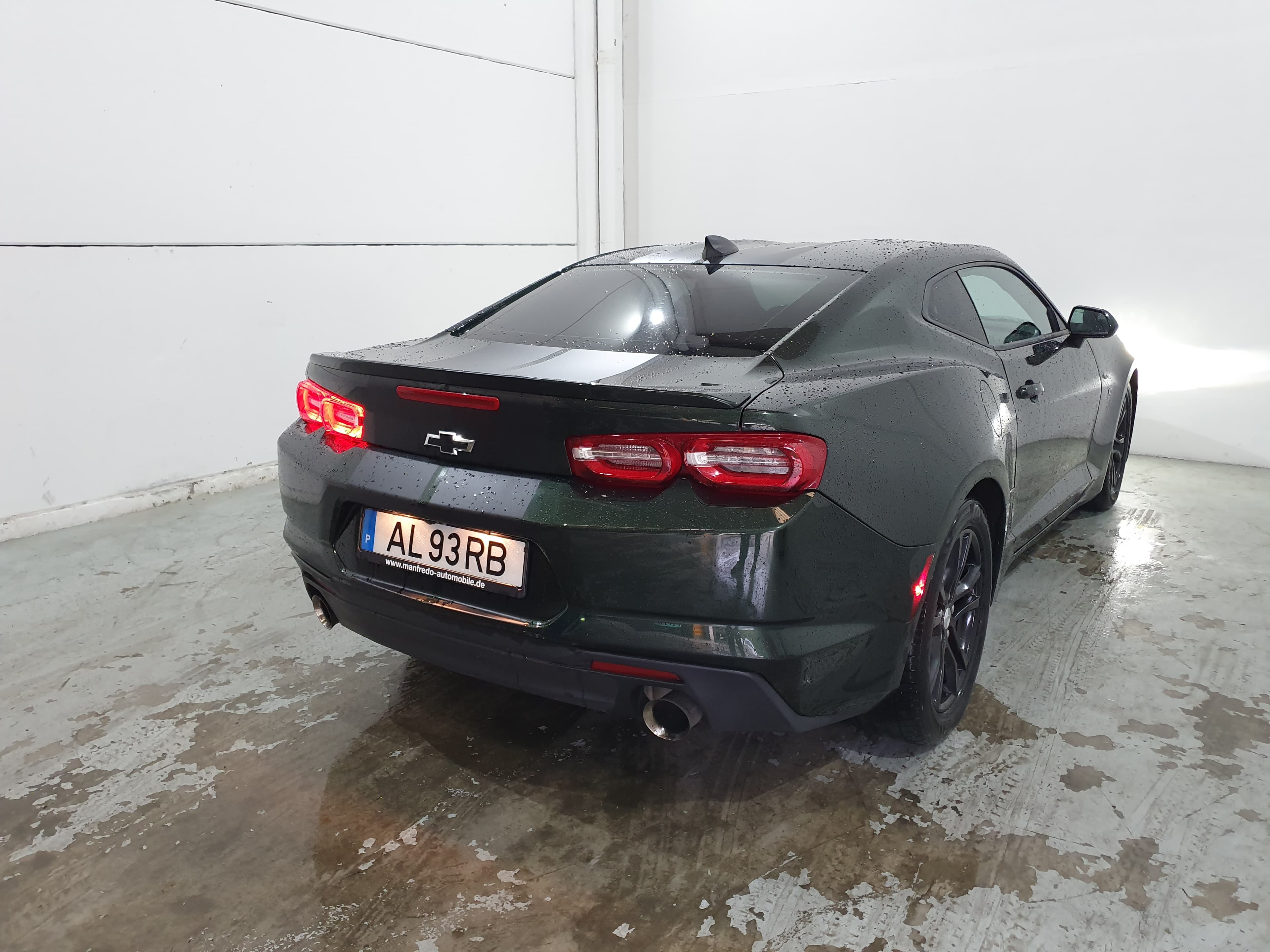 Chevrolet Camaro Coupé 2.0 · Ano 2020 — imagem 5