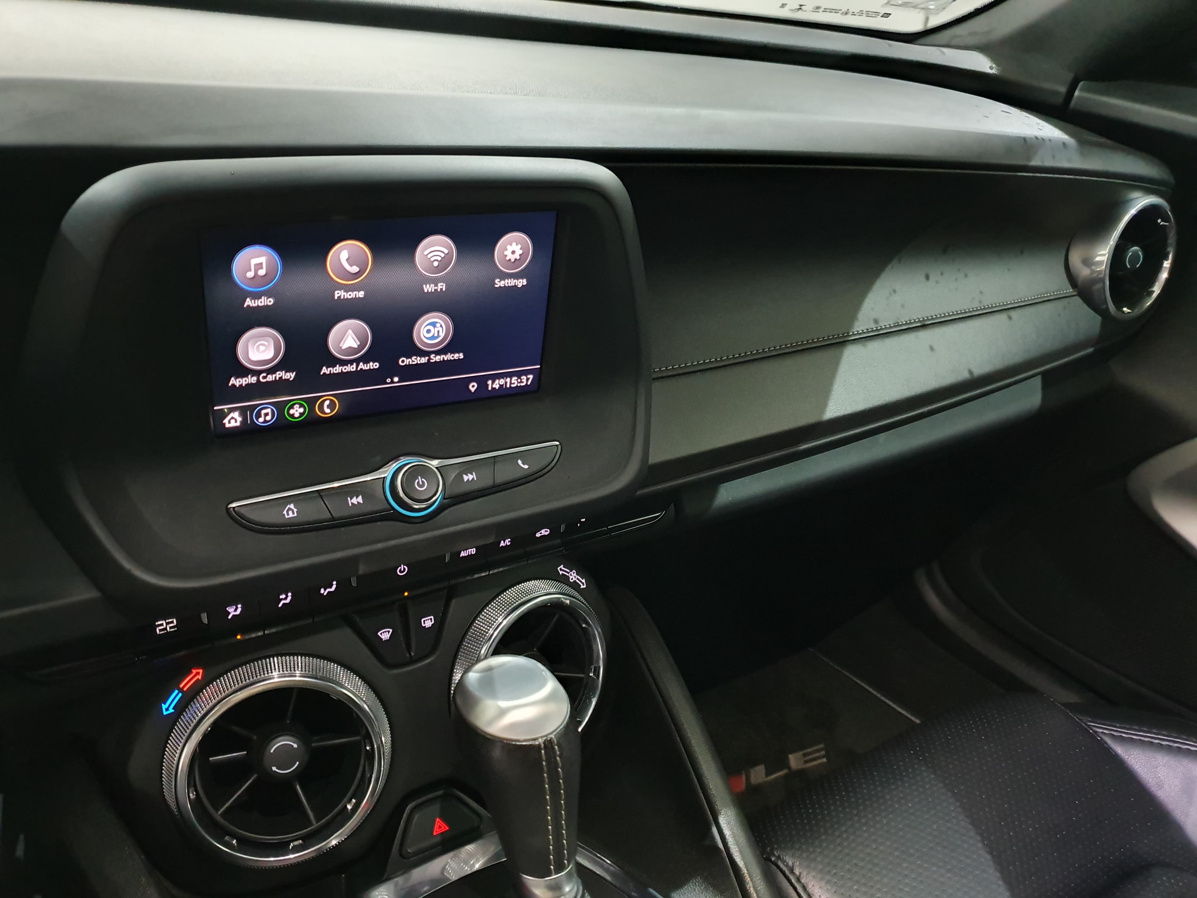 Chevrolet Camaro Coupé 2.0 · Ano 2020 — imagem 36