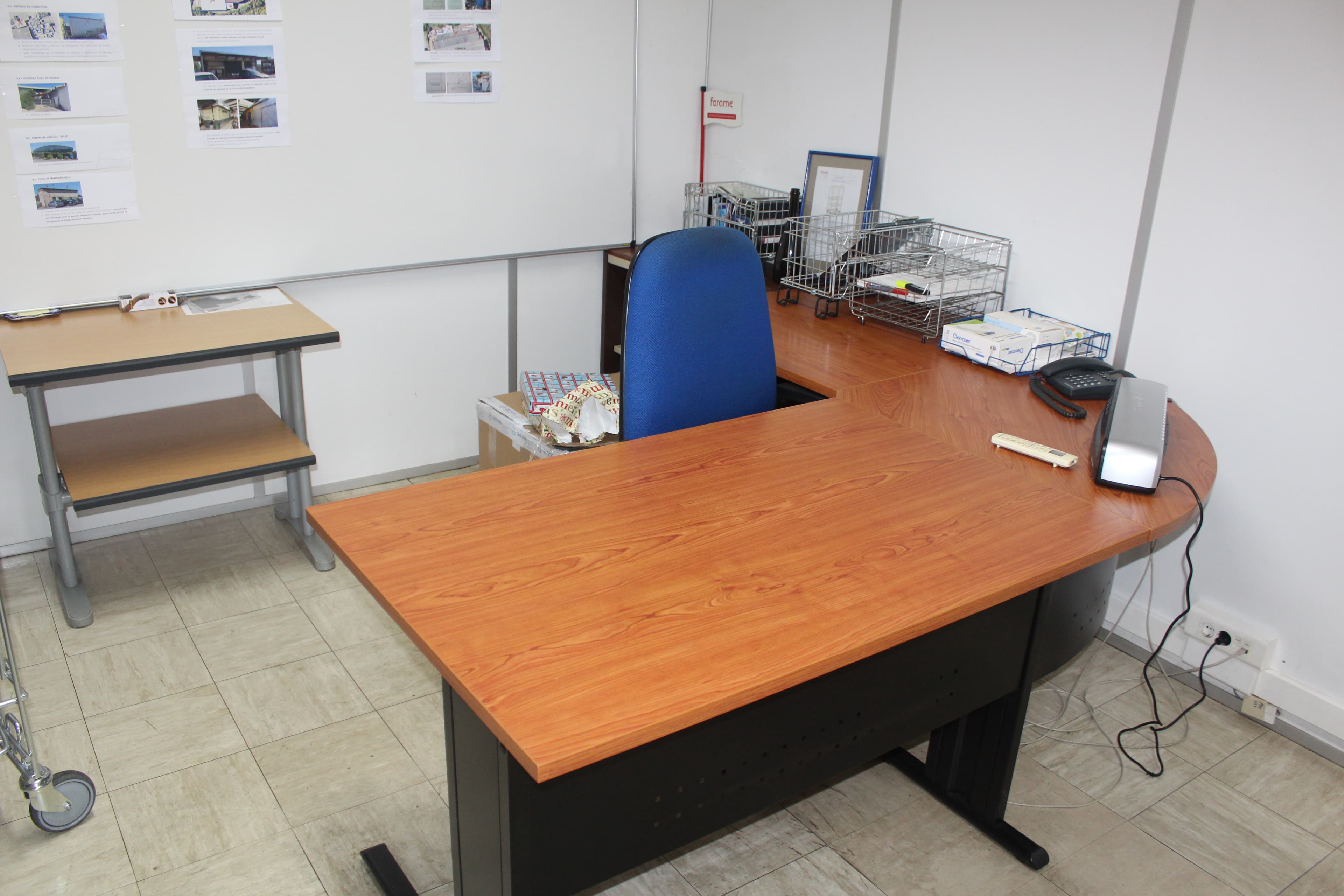Equipamento de Escritório · Gabinete Médico · Balneário · Diversos — image 23