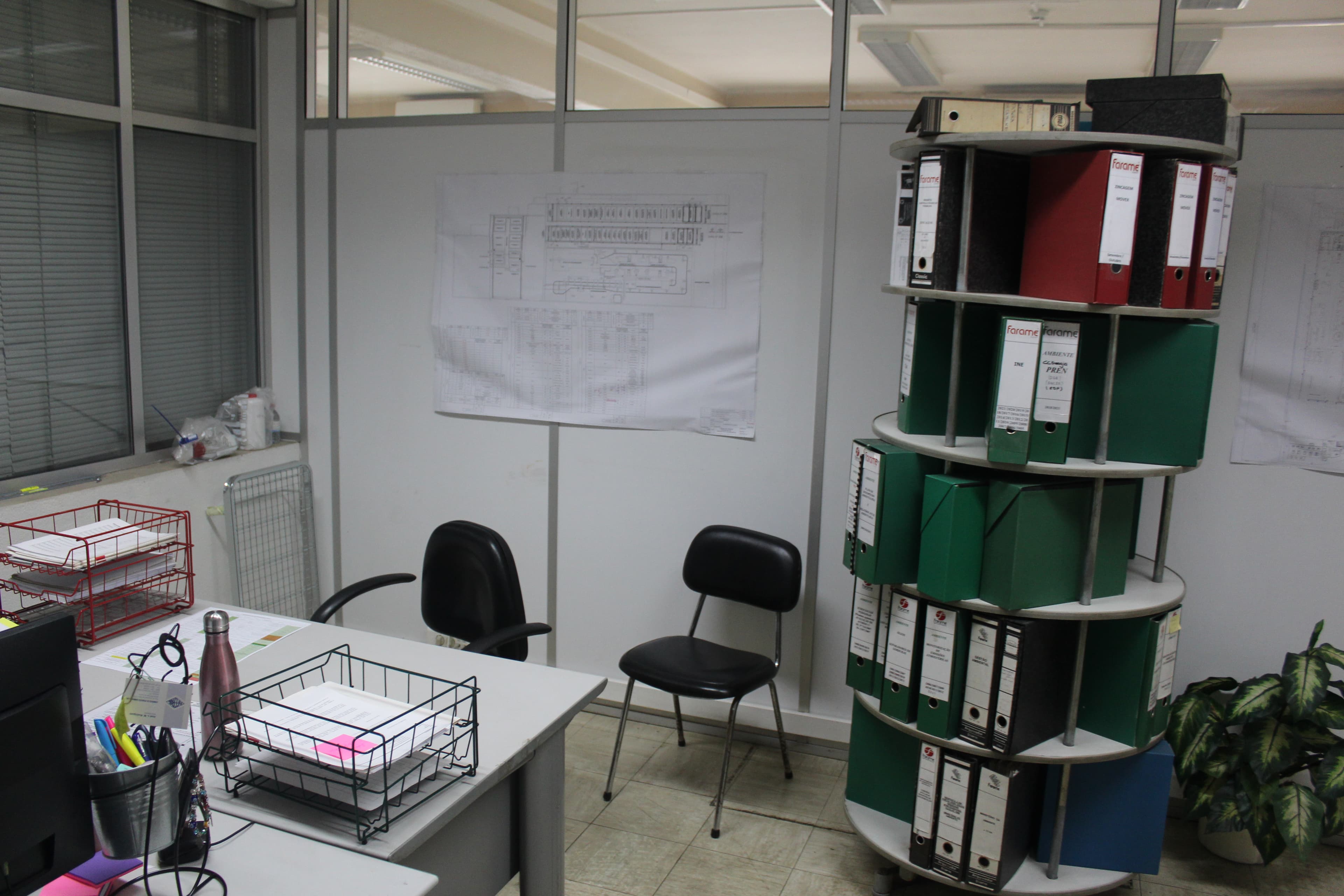 Equipamento de Escritório · Gabinete Médico · Balneário · Diversos — image 58