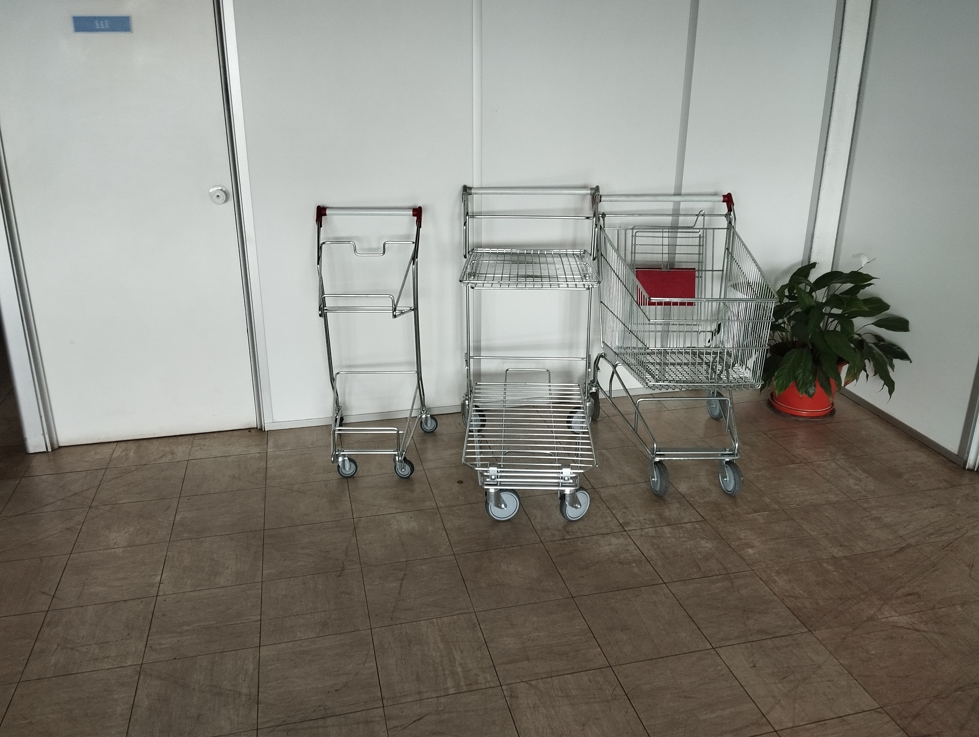 Equipamento de Escritório · Gabinete Médico · Balneário · Diversos — image 18