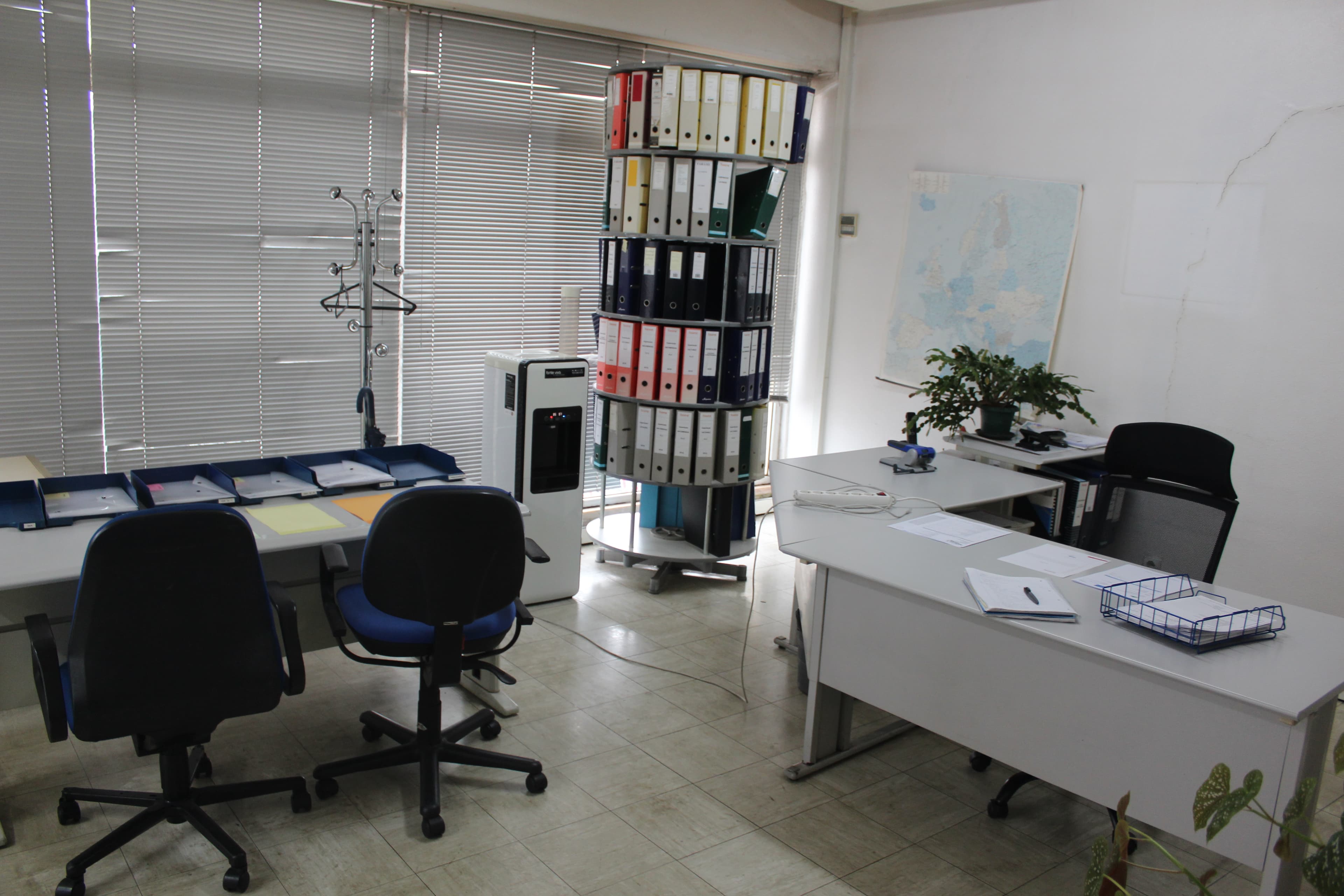 Equipamento de Escritório · Gabinete Médico · Balneário · Diversos — image 32