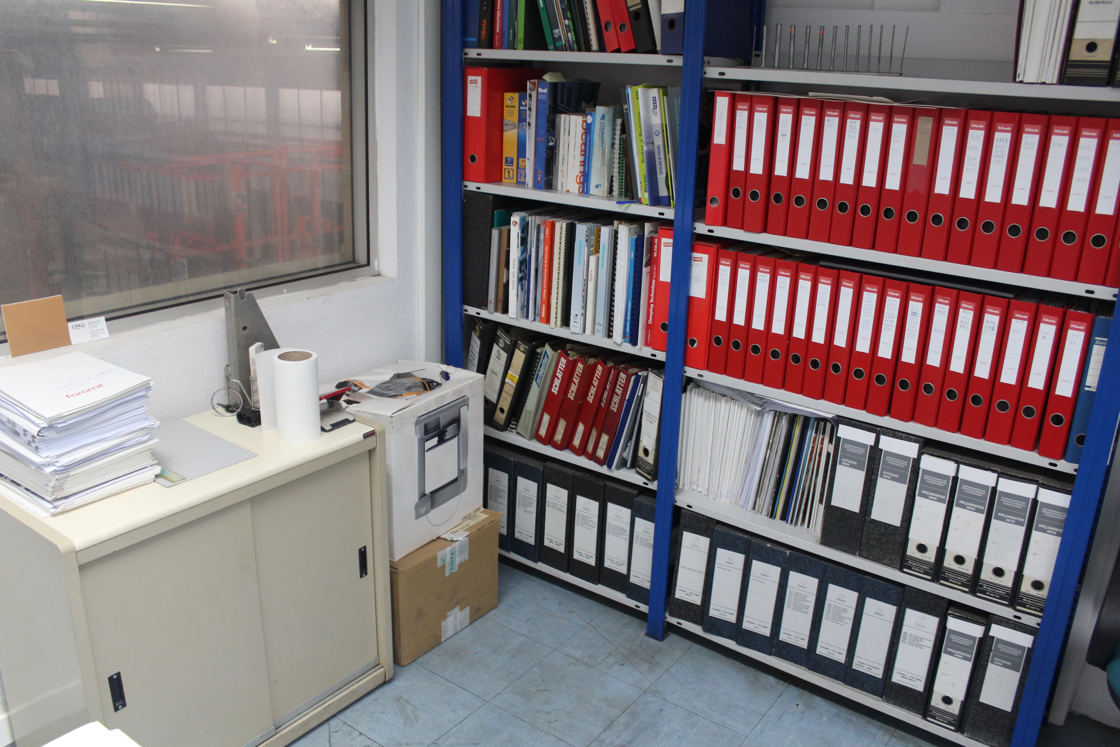 Equipamento de Escritório · Material Informático · Balneário · Diversos — imagen 27