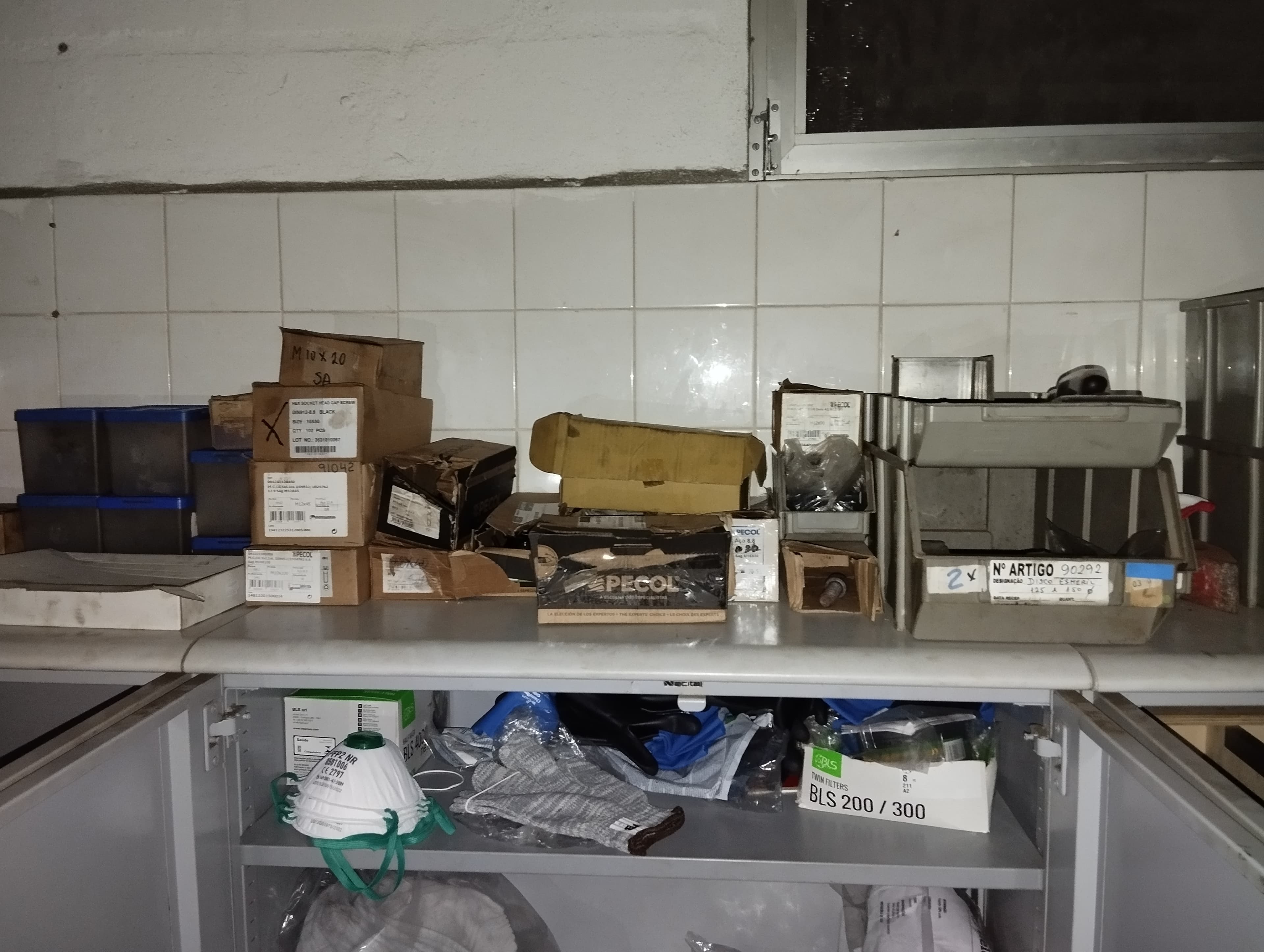 Acessórios de Cobre · Equipamento de Escritório · Diversos — imagem 37