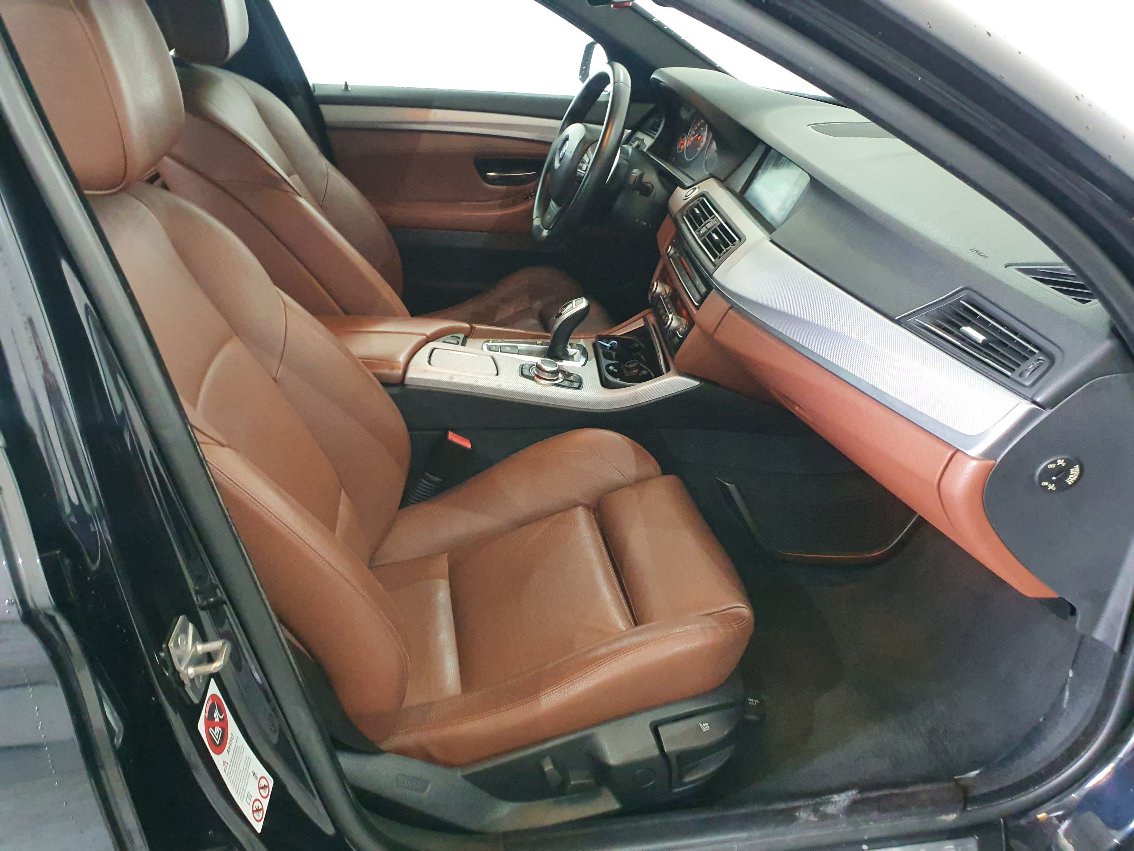 BMW 535D · Ano 2010 — imagem 22
