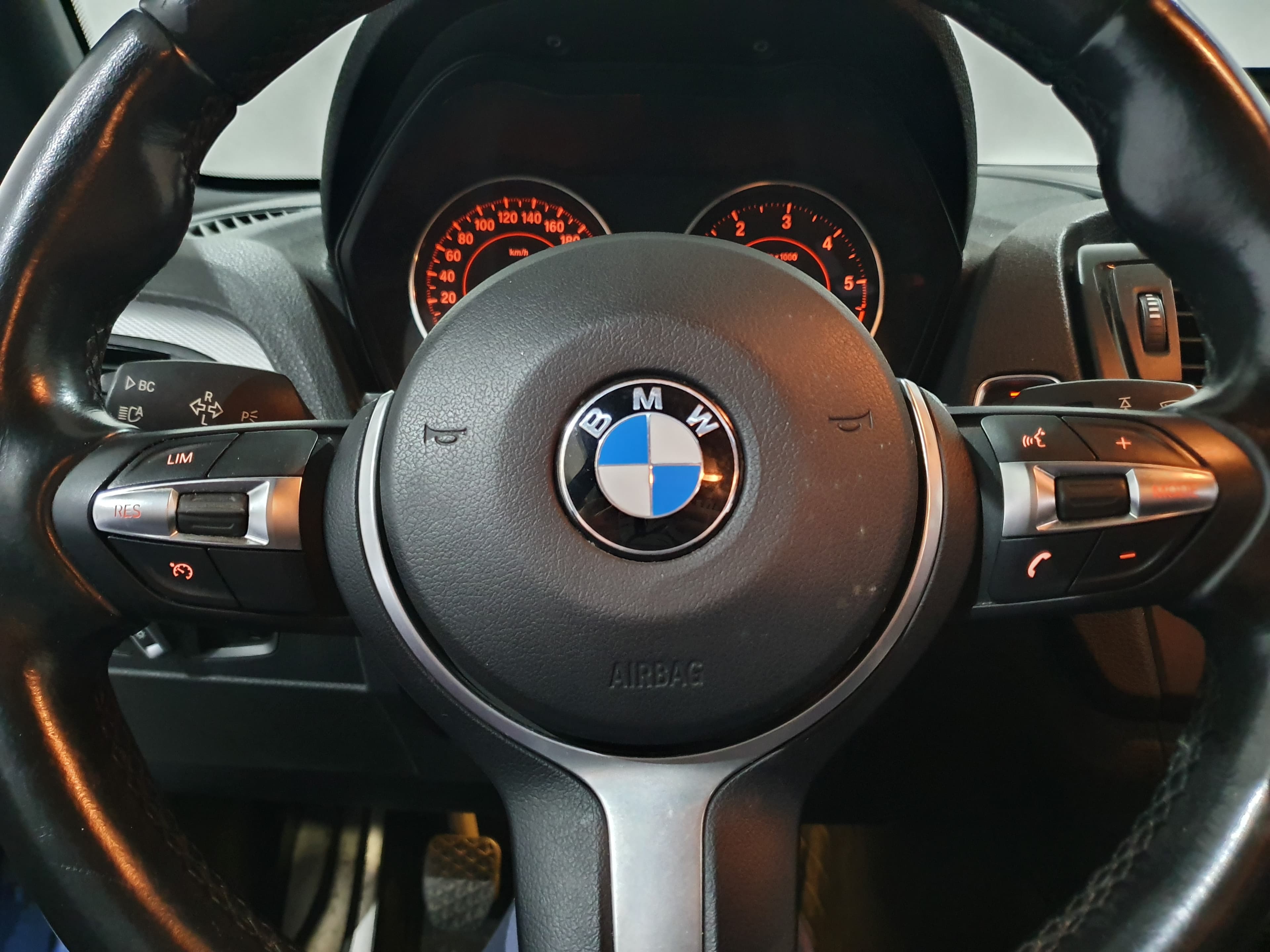 BMW 125 D Pack M · Ano 2012 — imagen 35