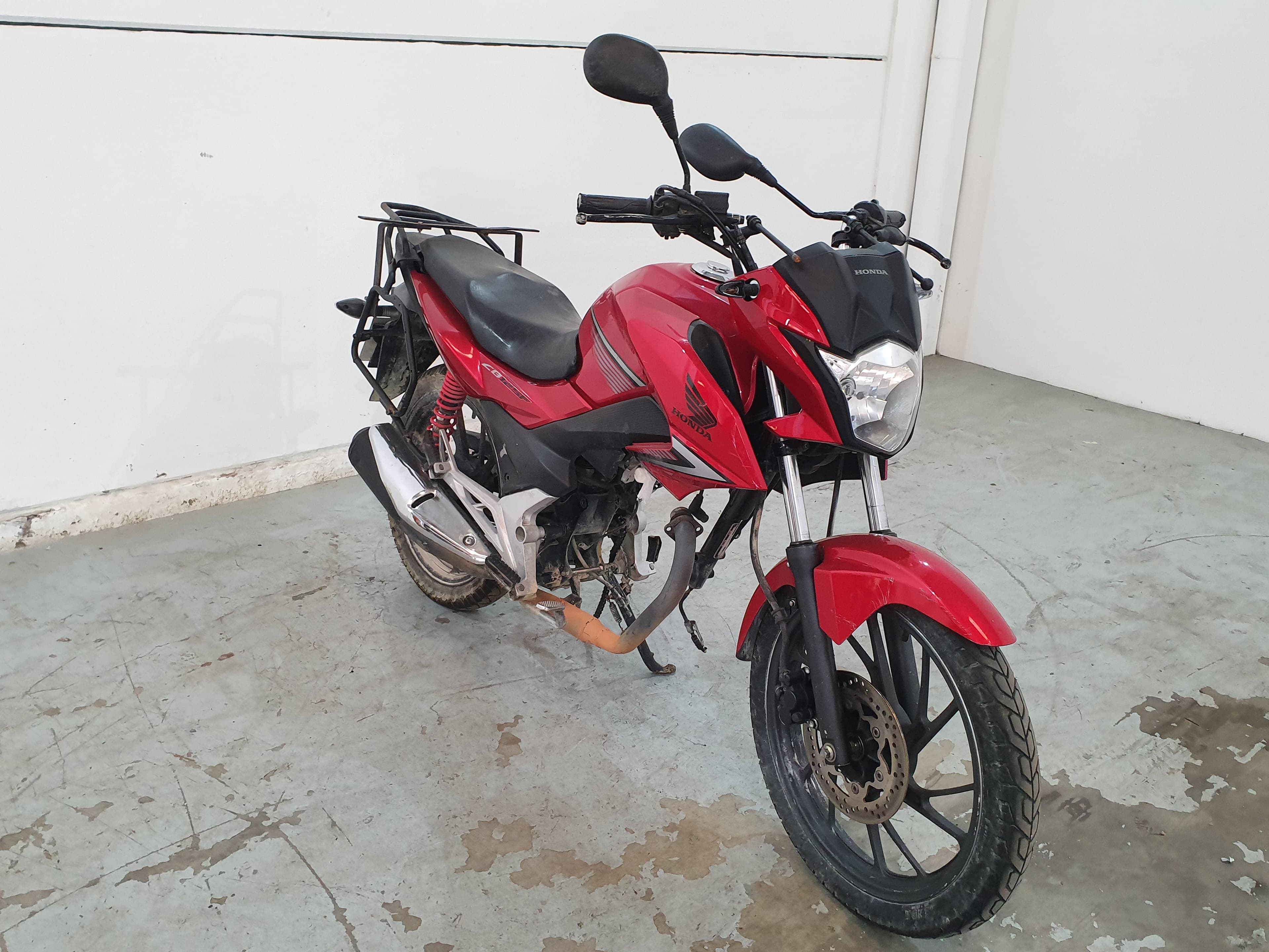 Honda 125 CBF · Ano 2016