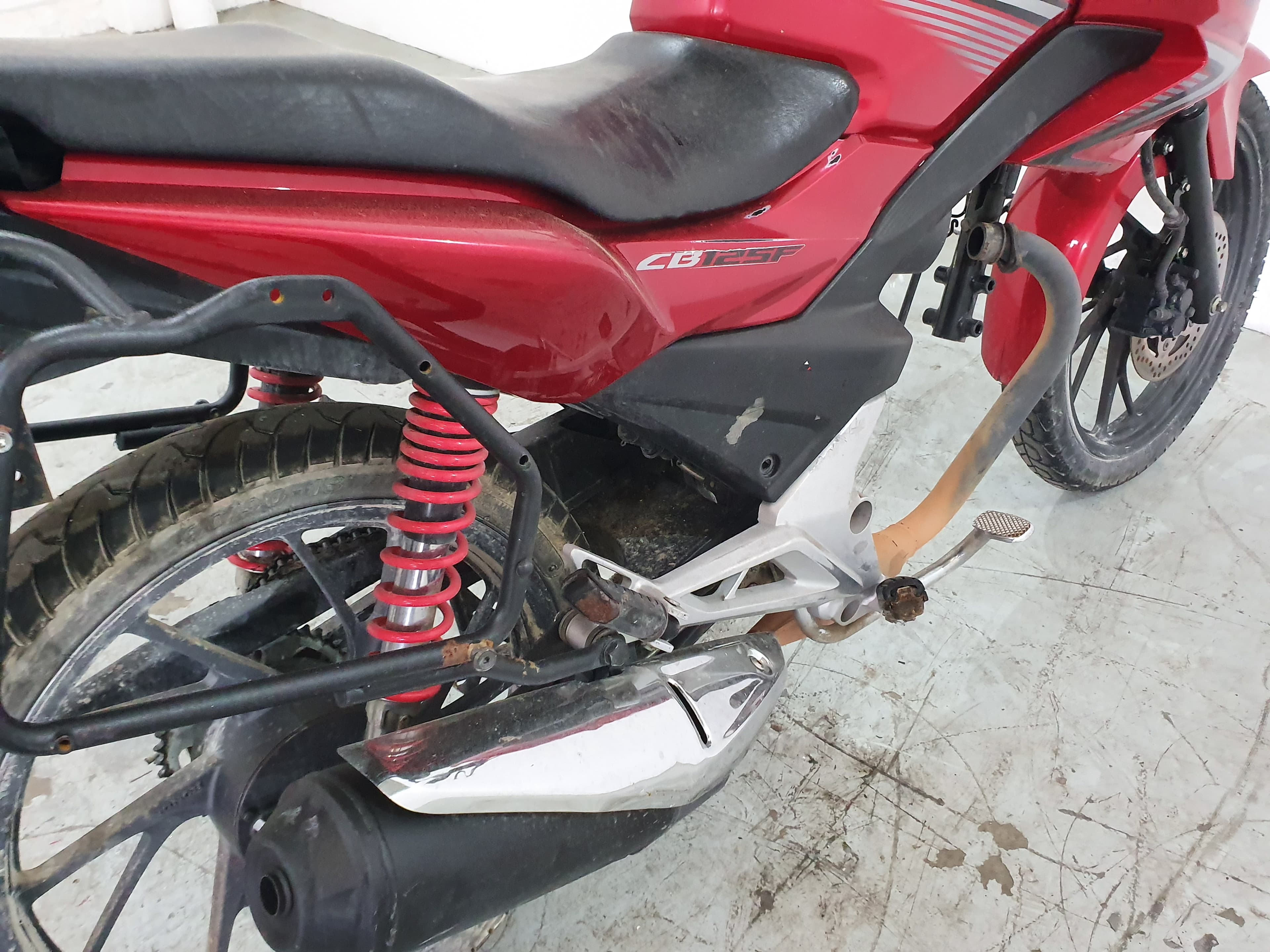 Honda 125 CBF · Ano 2016 — imagen 4