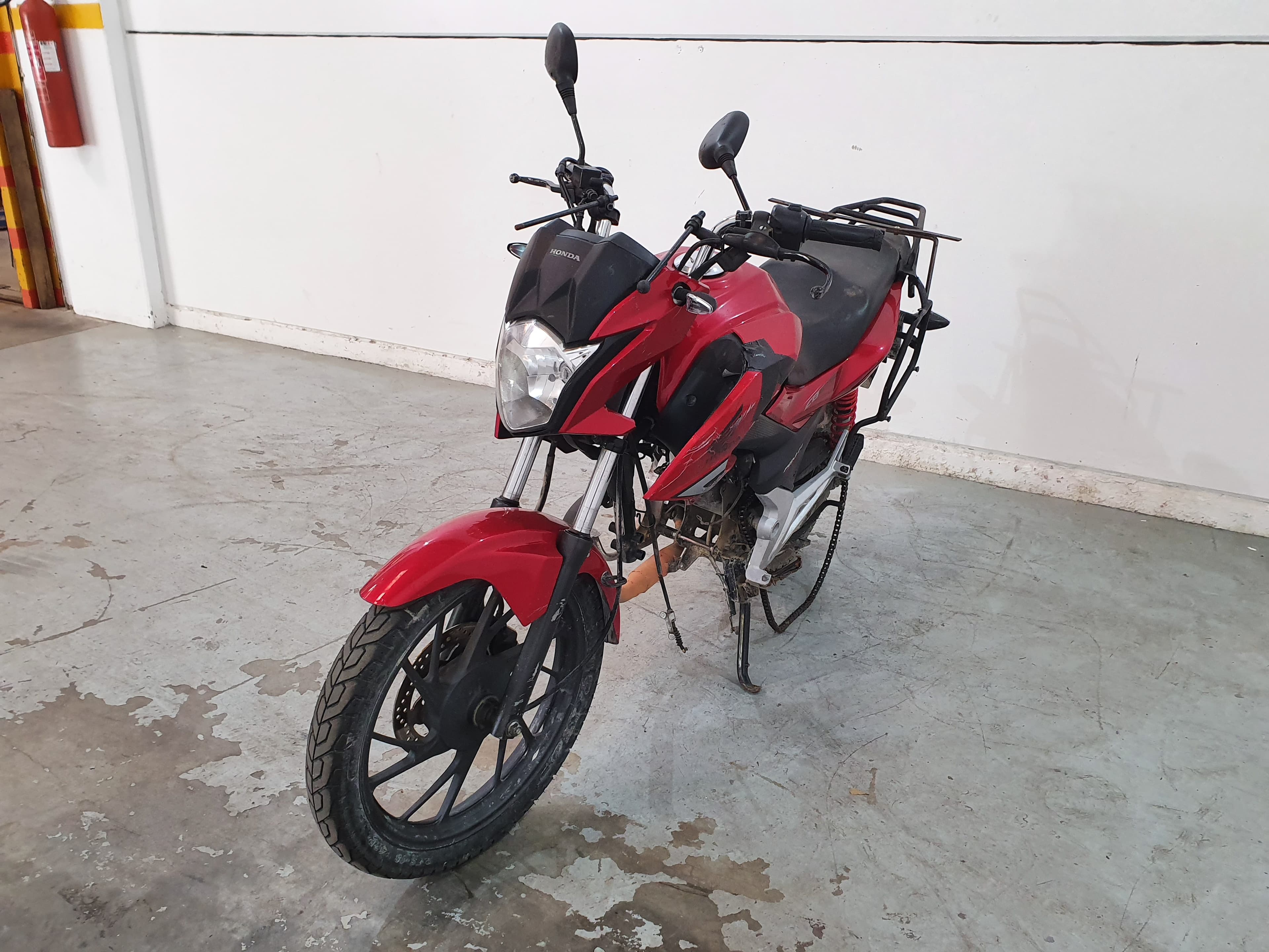 Honda 125 CBF · Ano 2016 — imagen 2