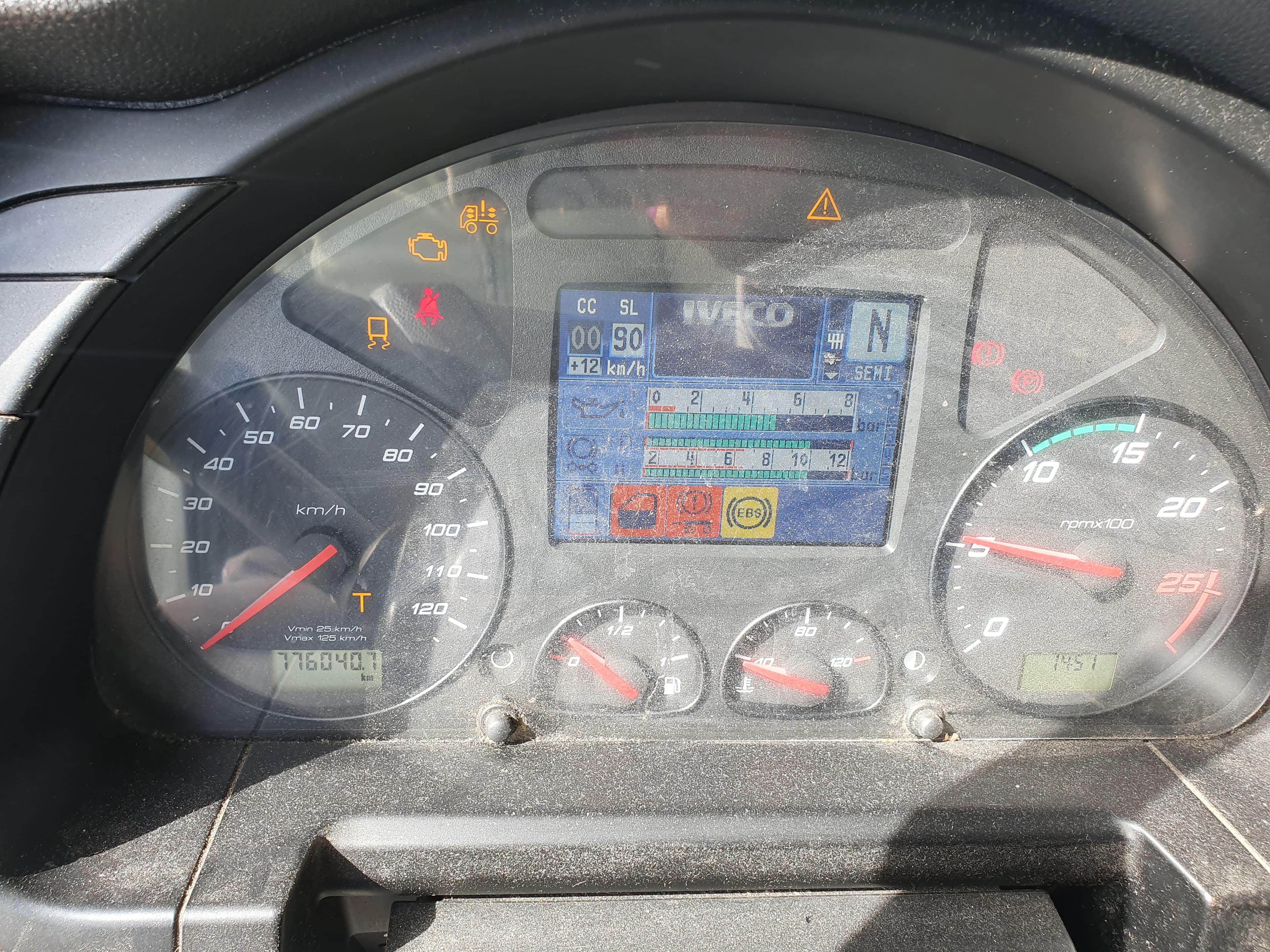 Iveco 460 · Ano 2015 — imagen 31