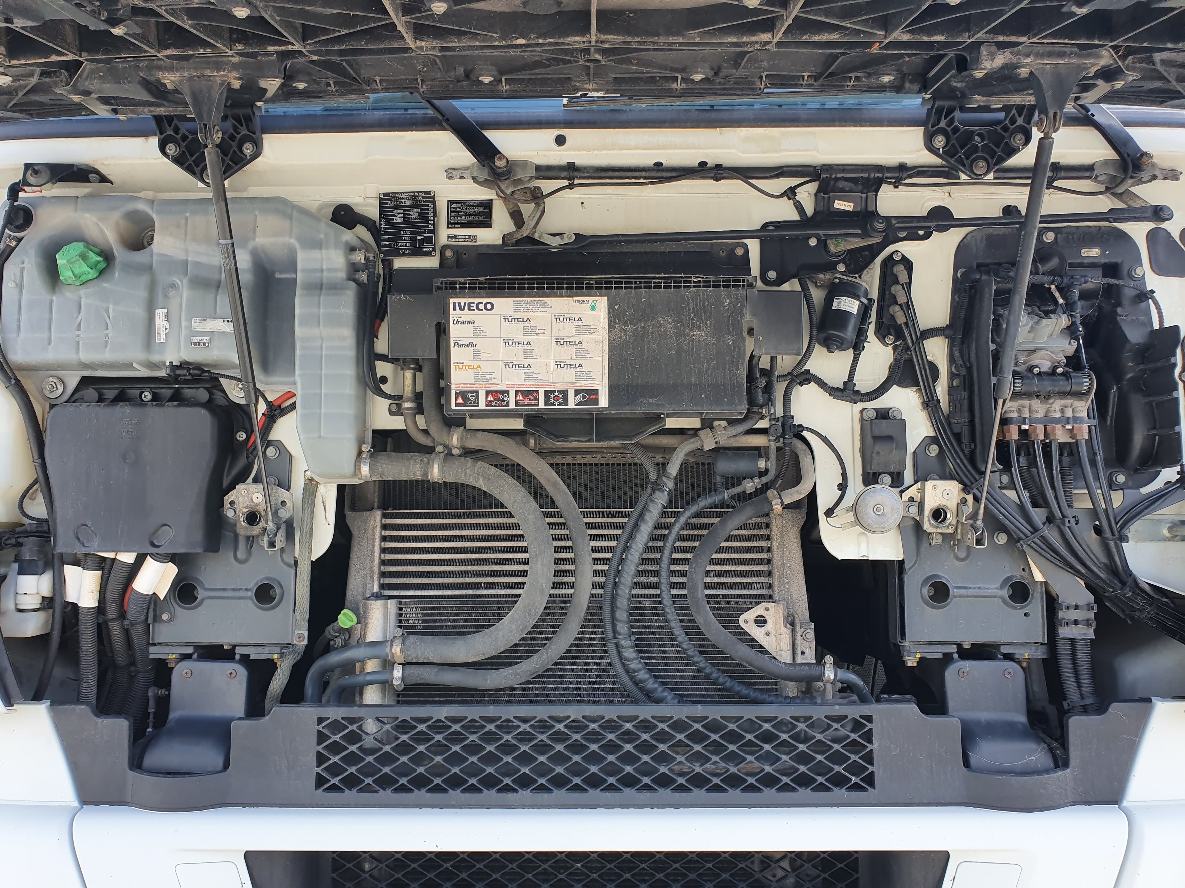 Iveco 460 · Ano 2015 — imagen 17