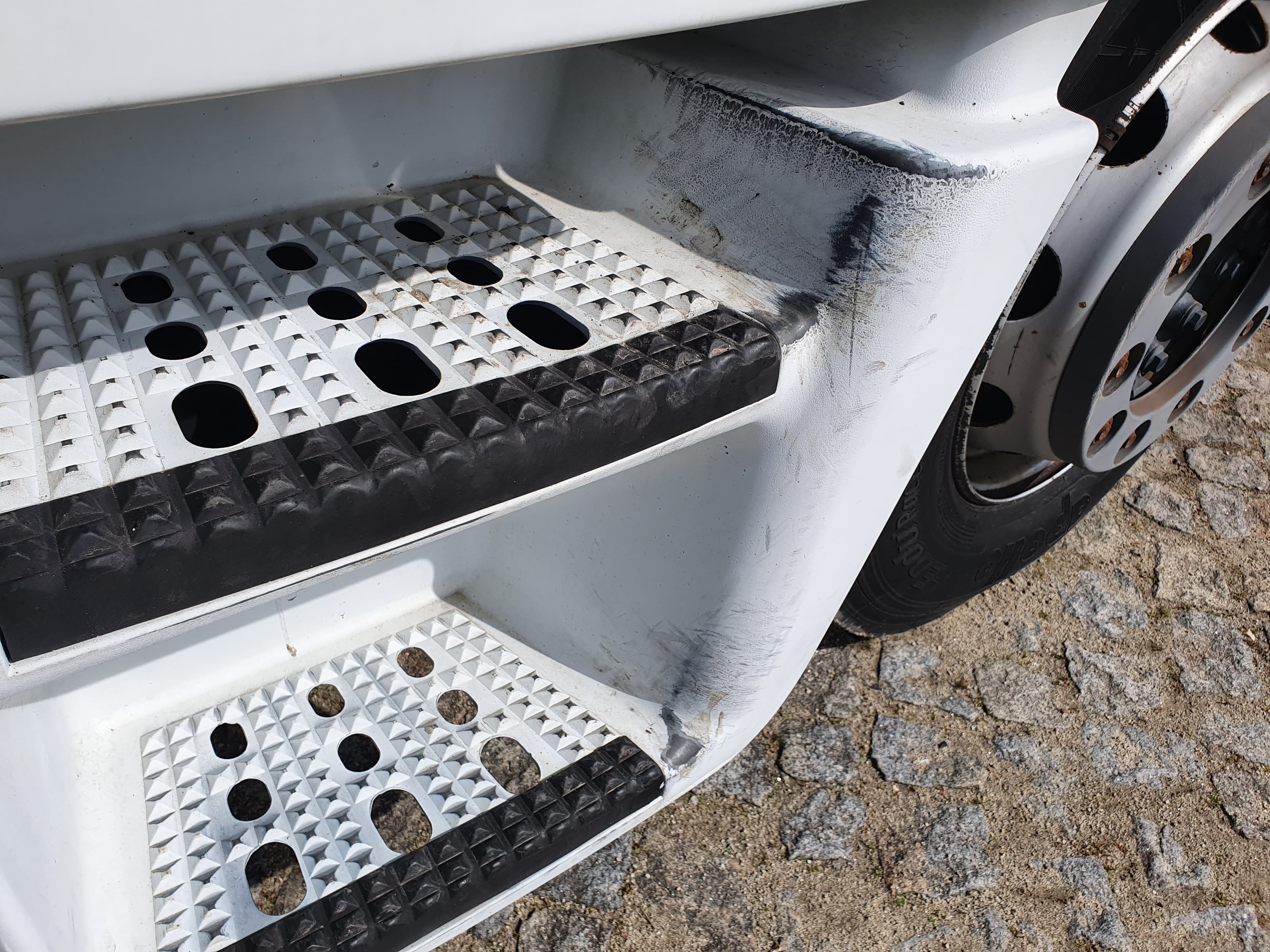 Iveco 460 · Ano 2015 — imagen 10