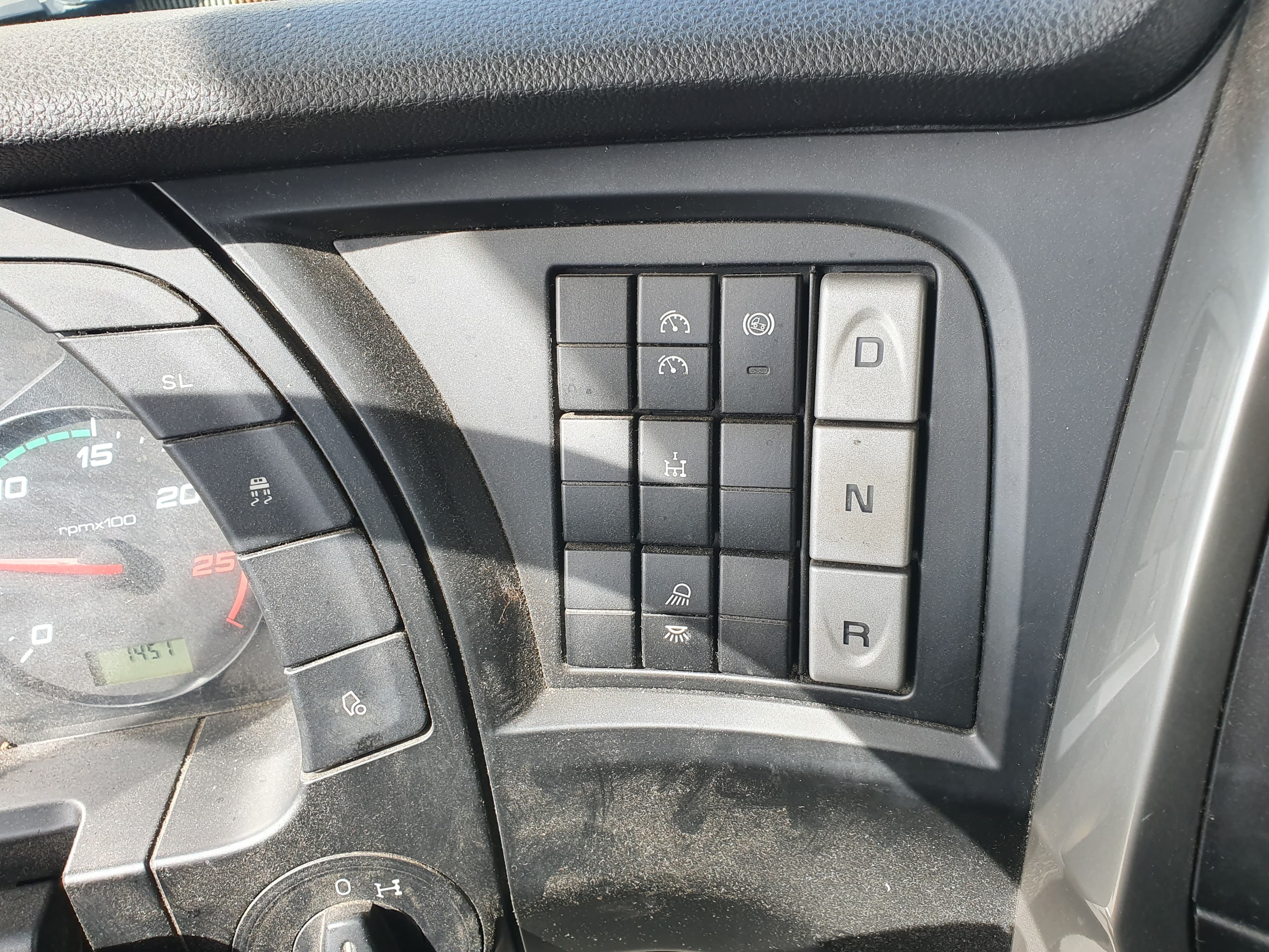 Iveco 460 · Ano 2015 — imagen 28