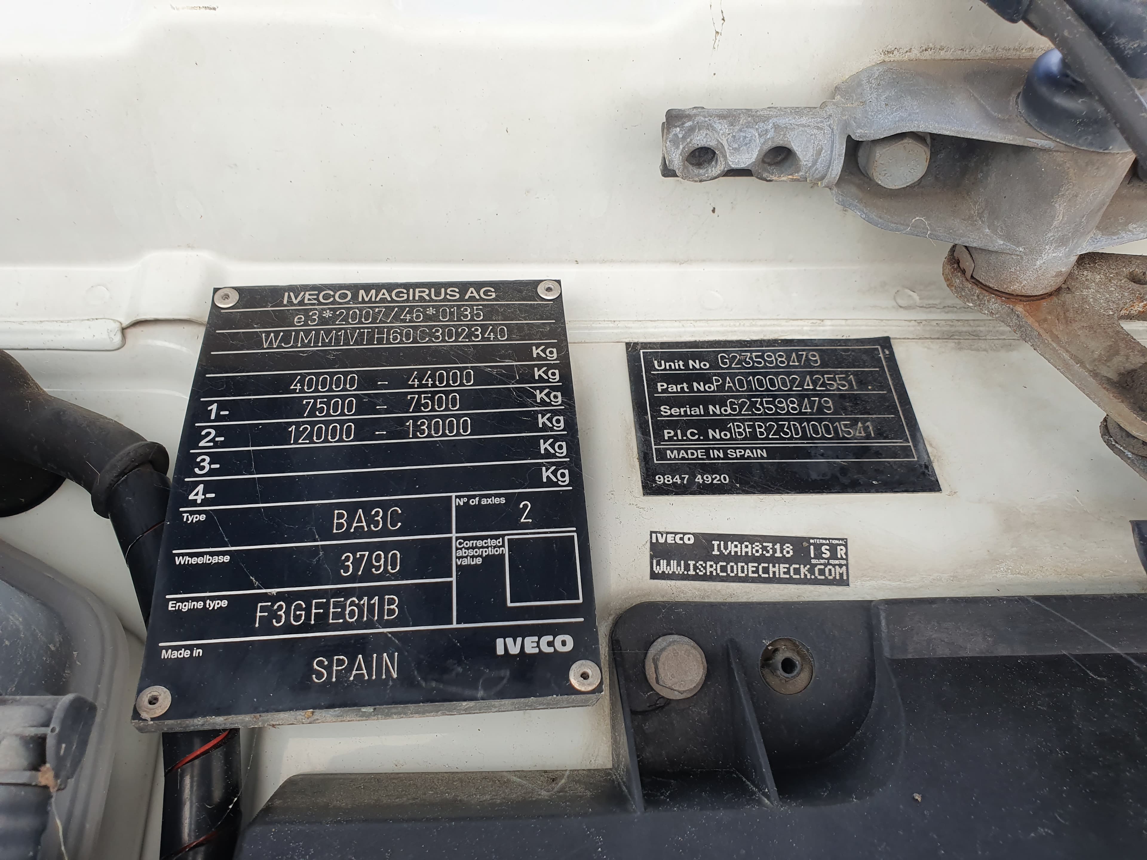 Iveco 460 · Ano 2015 — imagen 18