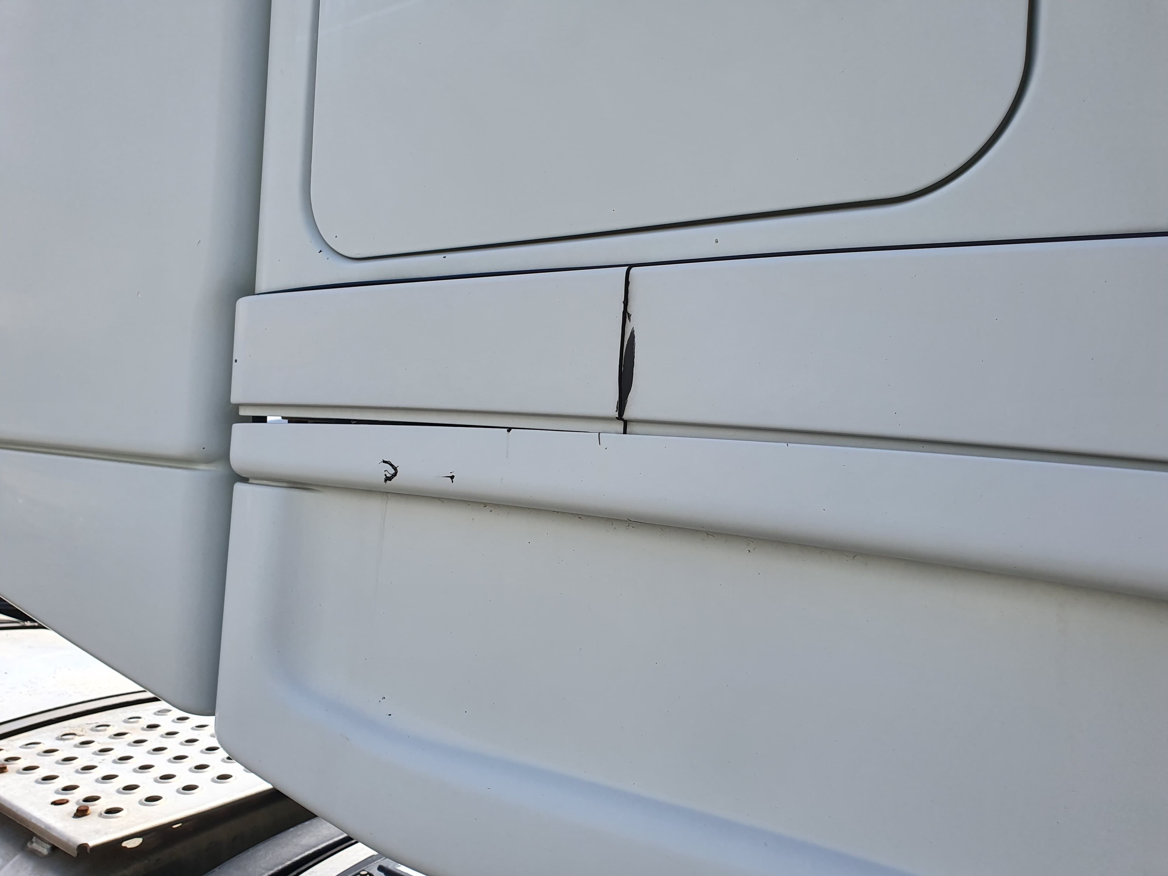 Iveco 460 · Ano 2015 — imagen 8