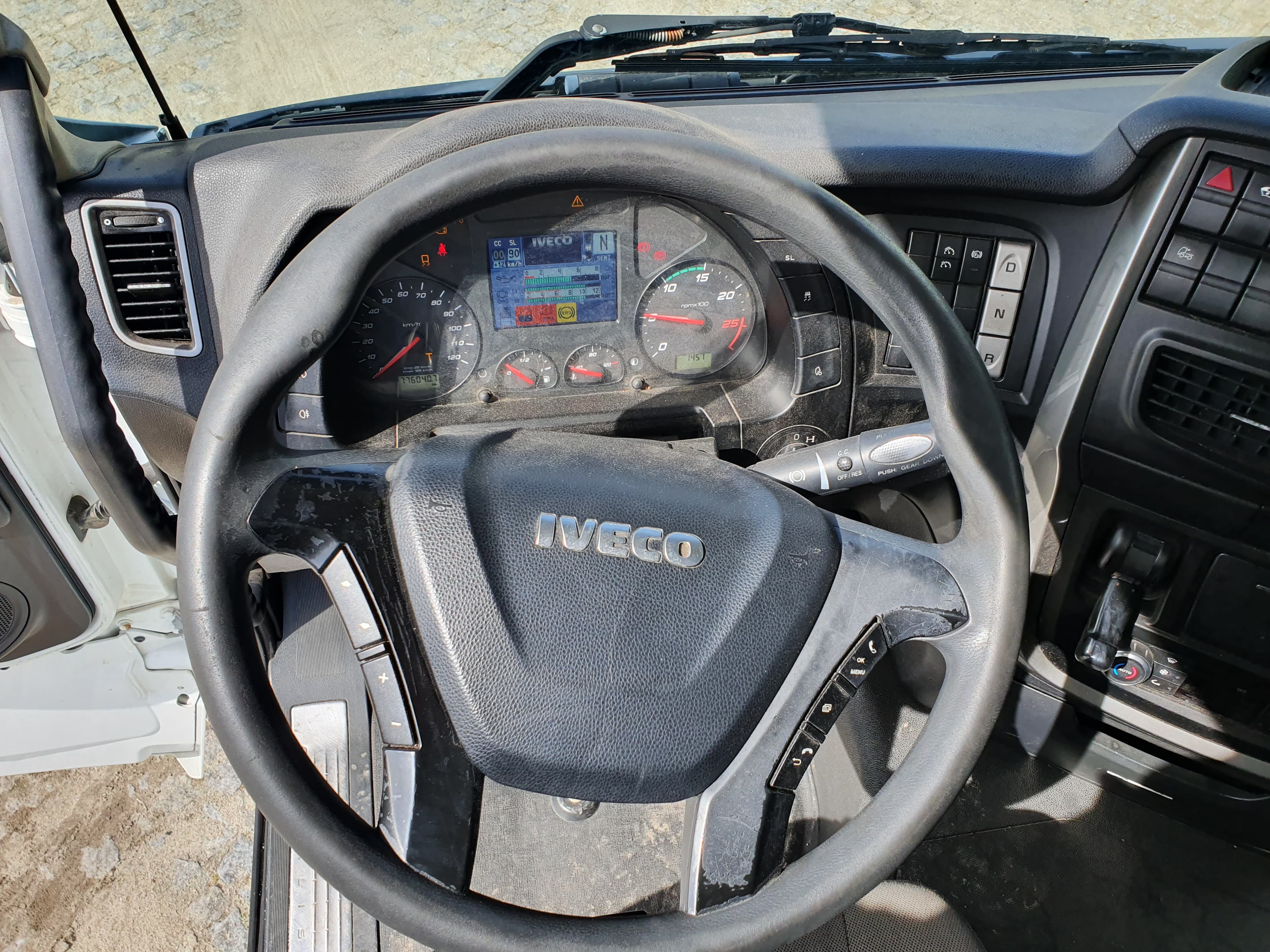 Iveco 460 · Ano 2015 — imagen 25