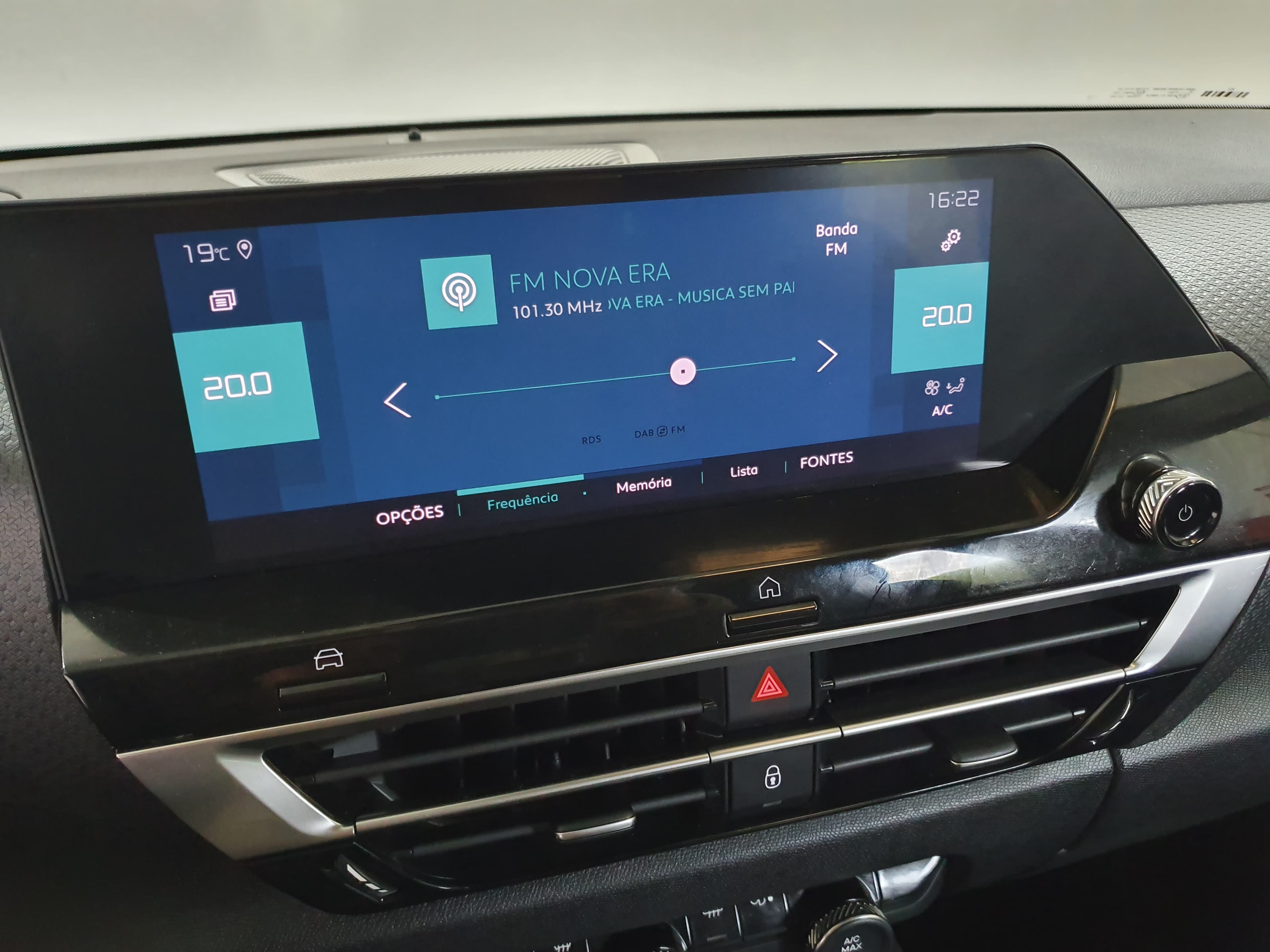 Citroën e-C4 · Ano 2022 — imagen 33