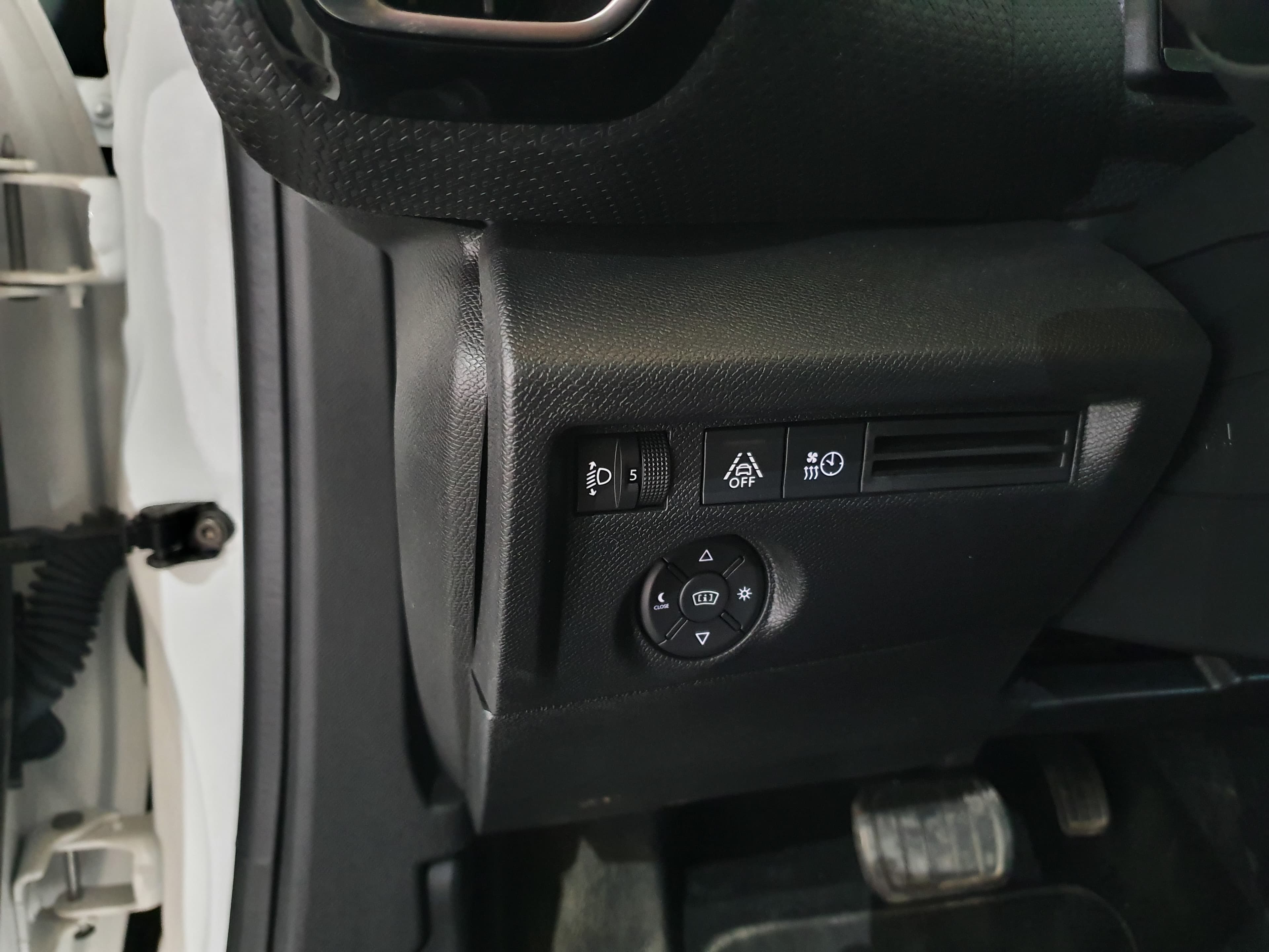 Citroën e-C4 · Ano 2022 — imagen 17