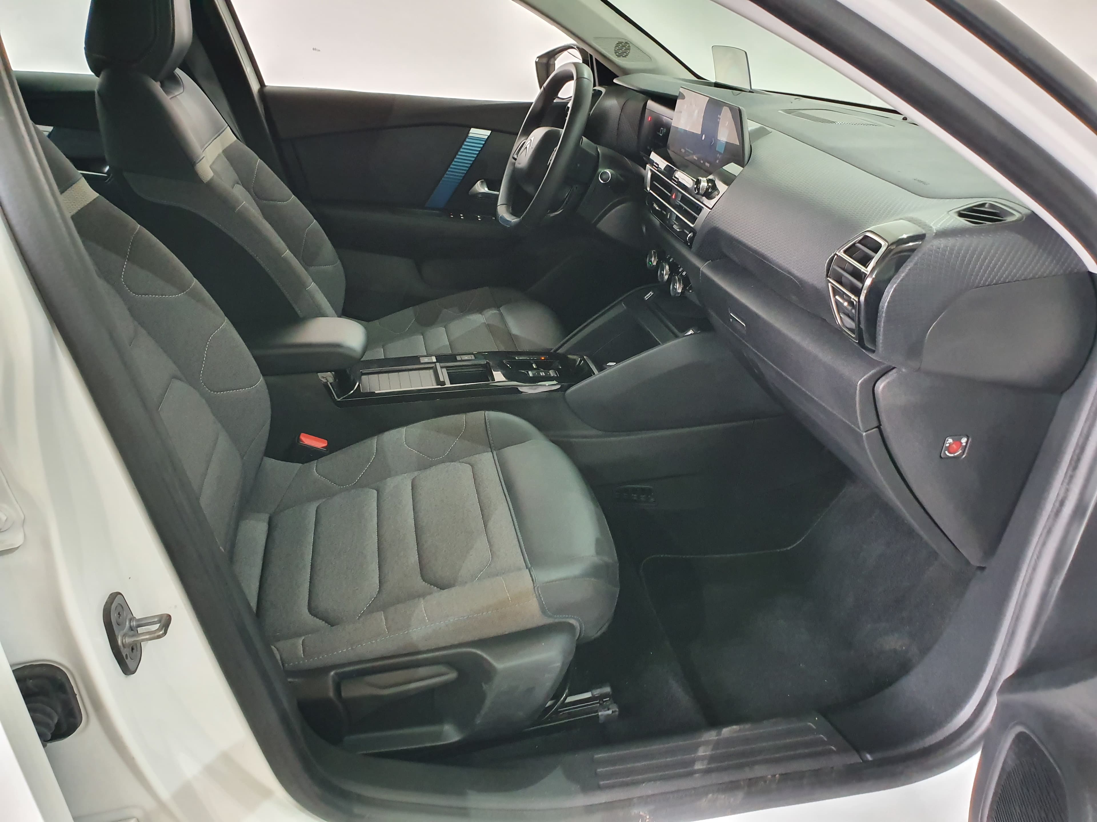 Citroën e-C4 · Ano 2022 — imagen 29