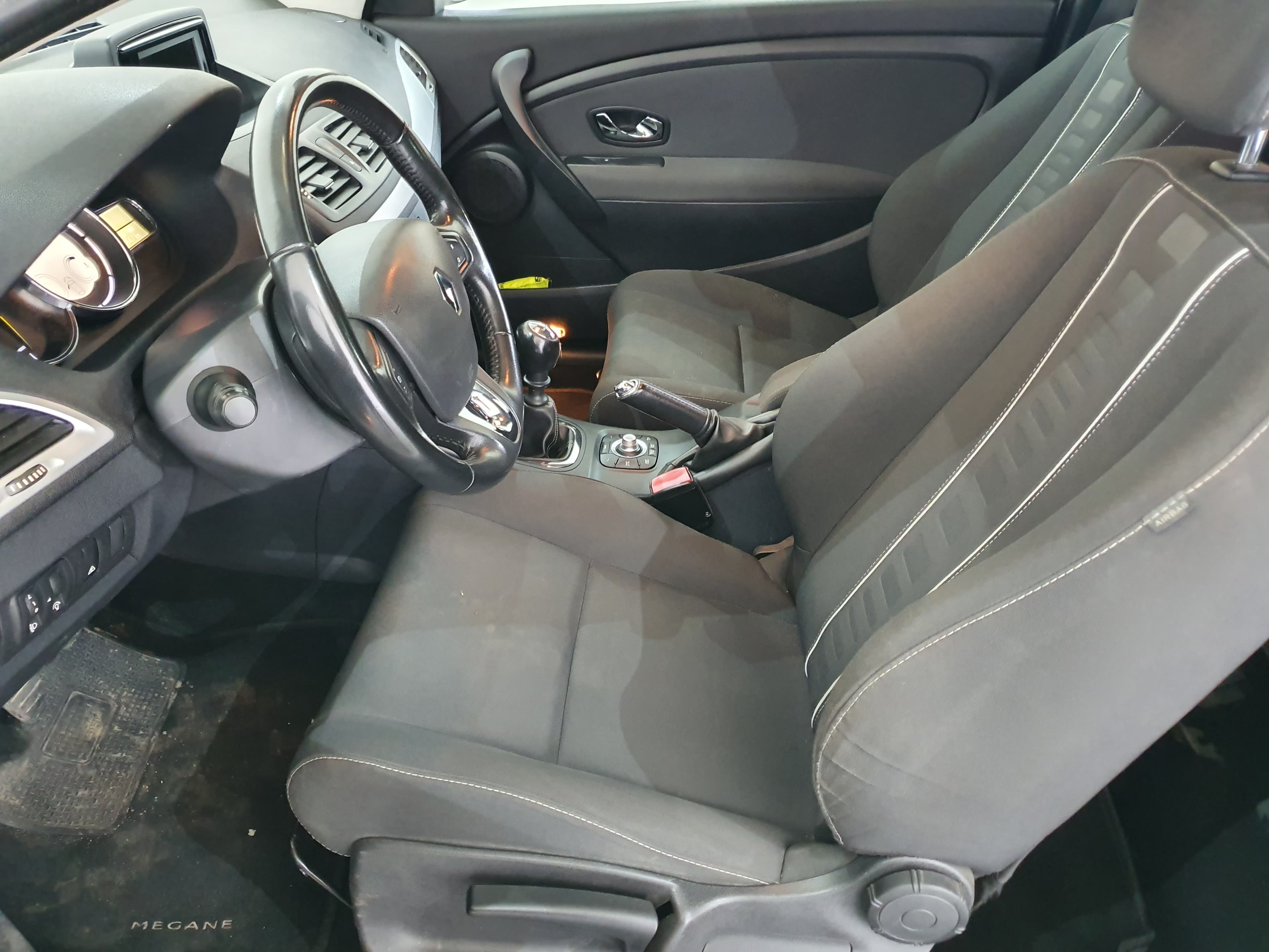 Renault Mégane · Ano 2013 — imagen 28